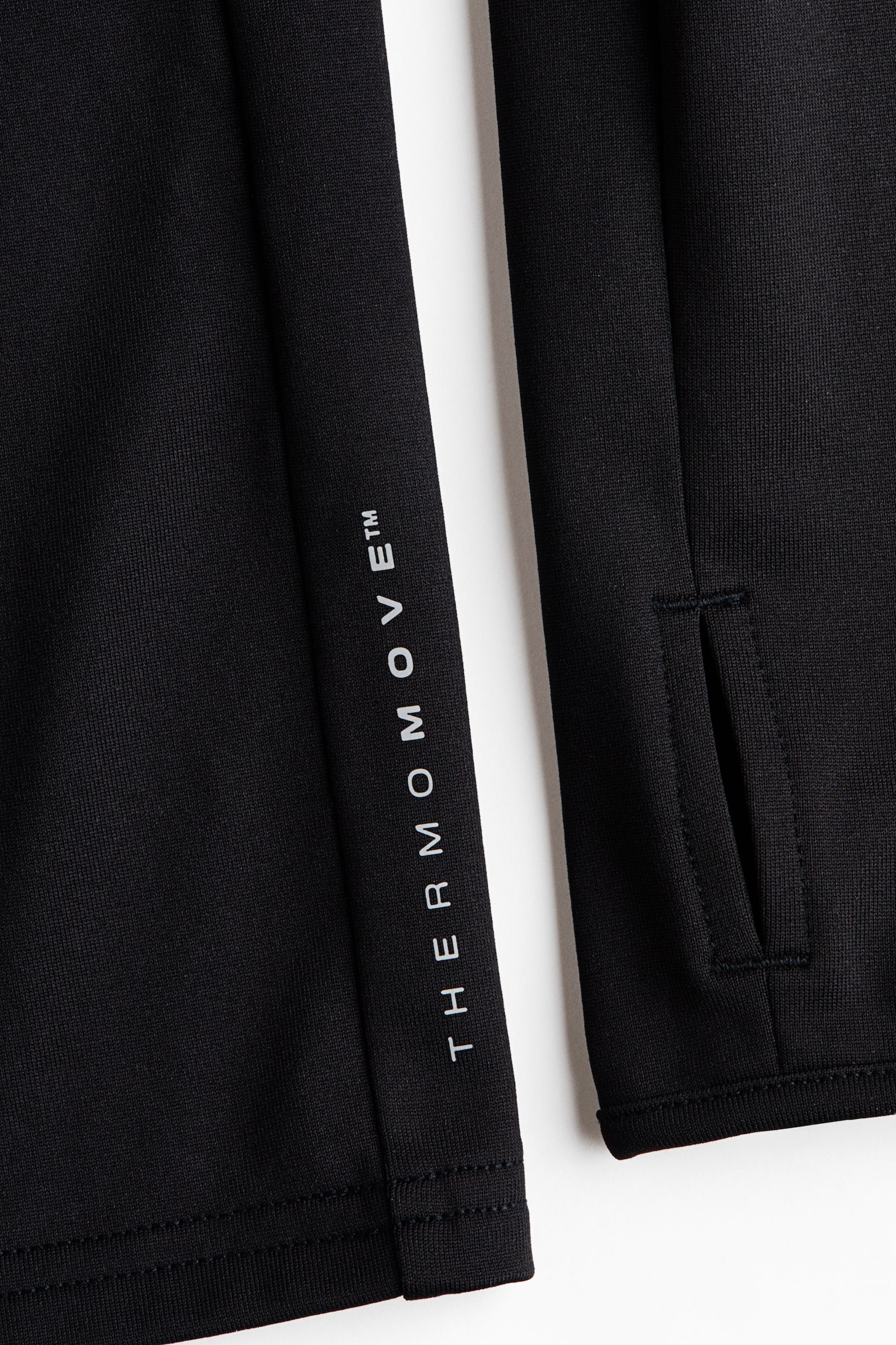 Детский топ H&M Move Warm Mid-Layer Soccer Jersey with ThermoMove™, цвет: Чёрный — фото 6