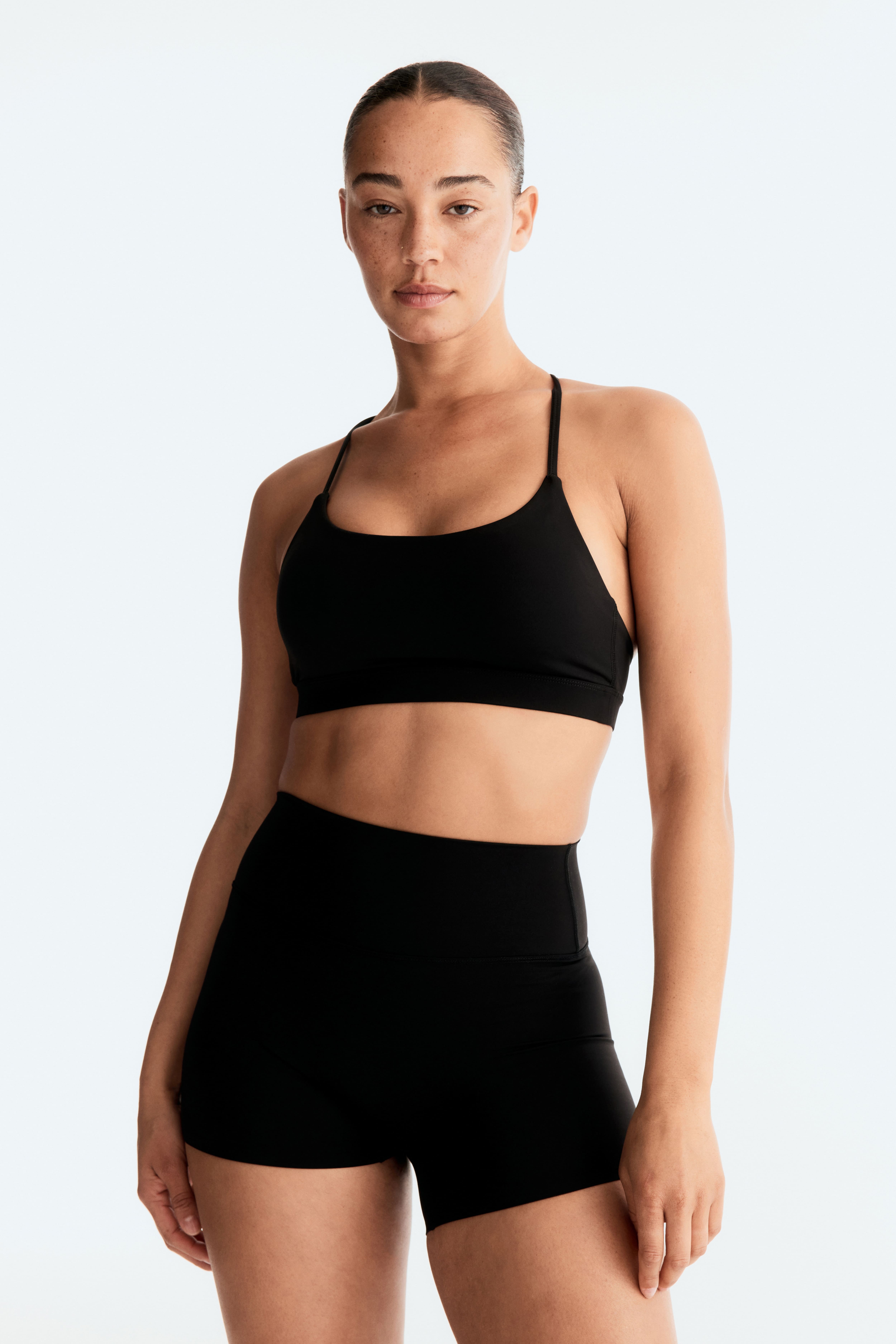 Sports Hot Pants with SculptMove™