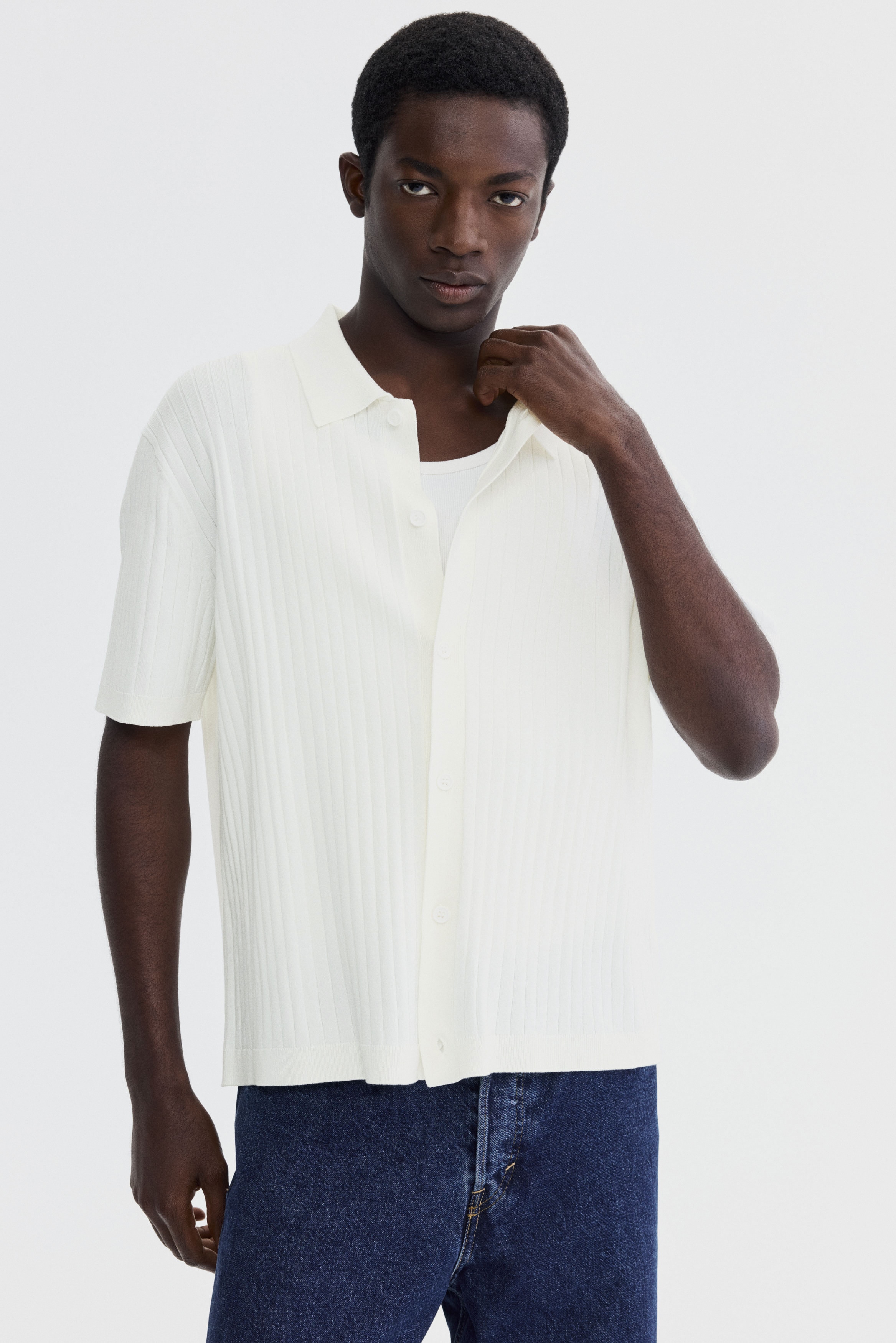 Camicia in maglia a costine Regular Fit - Crema/Blu scuro/Marrone scuro