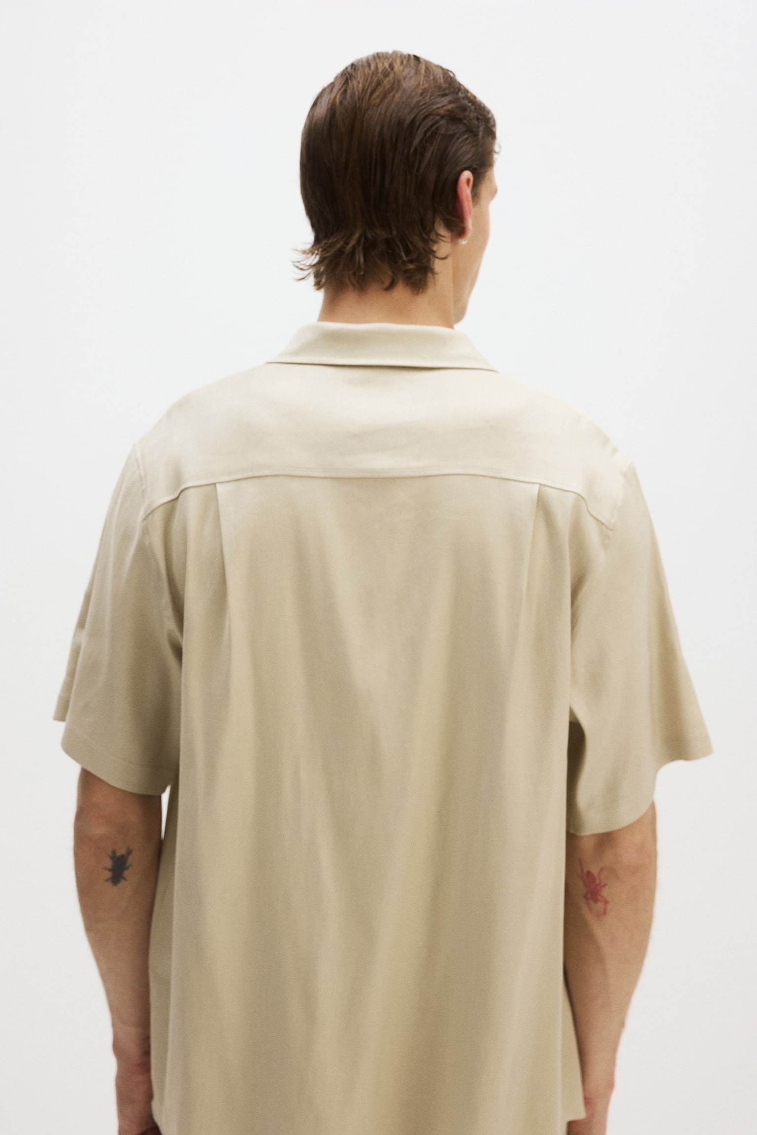 Мужская рубашка H&M Easy-Care Regular-Fit Linen-Blend, цвет: Бежевый — фото 5