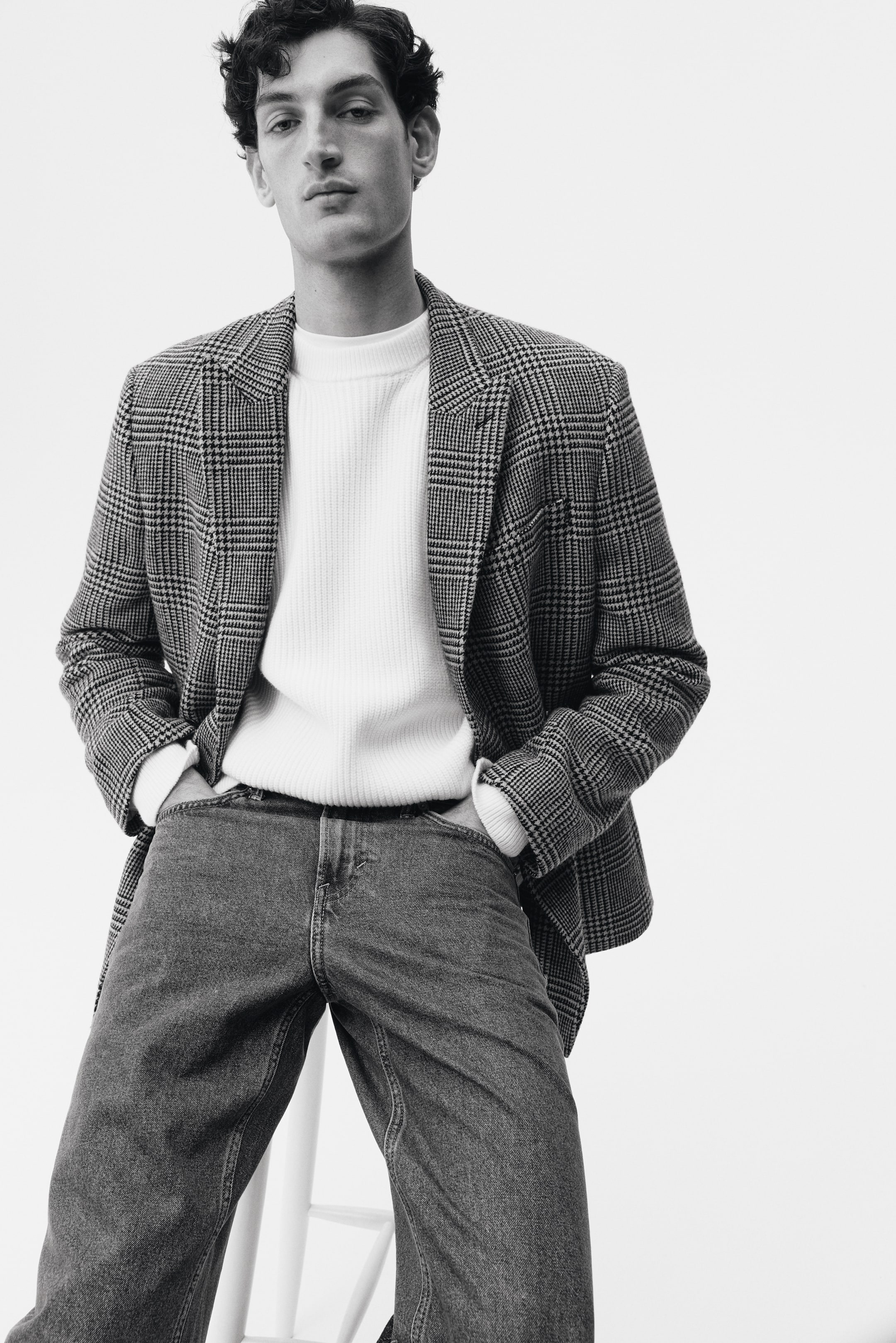 View larger image: Relaxed Fit Knitted jumper - Cream - Men | H&M IN 3