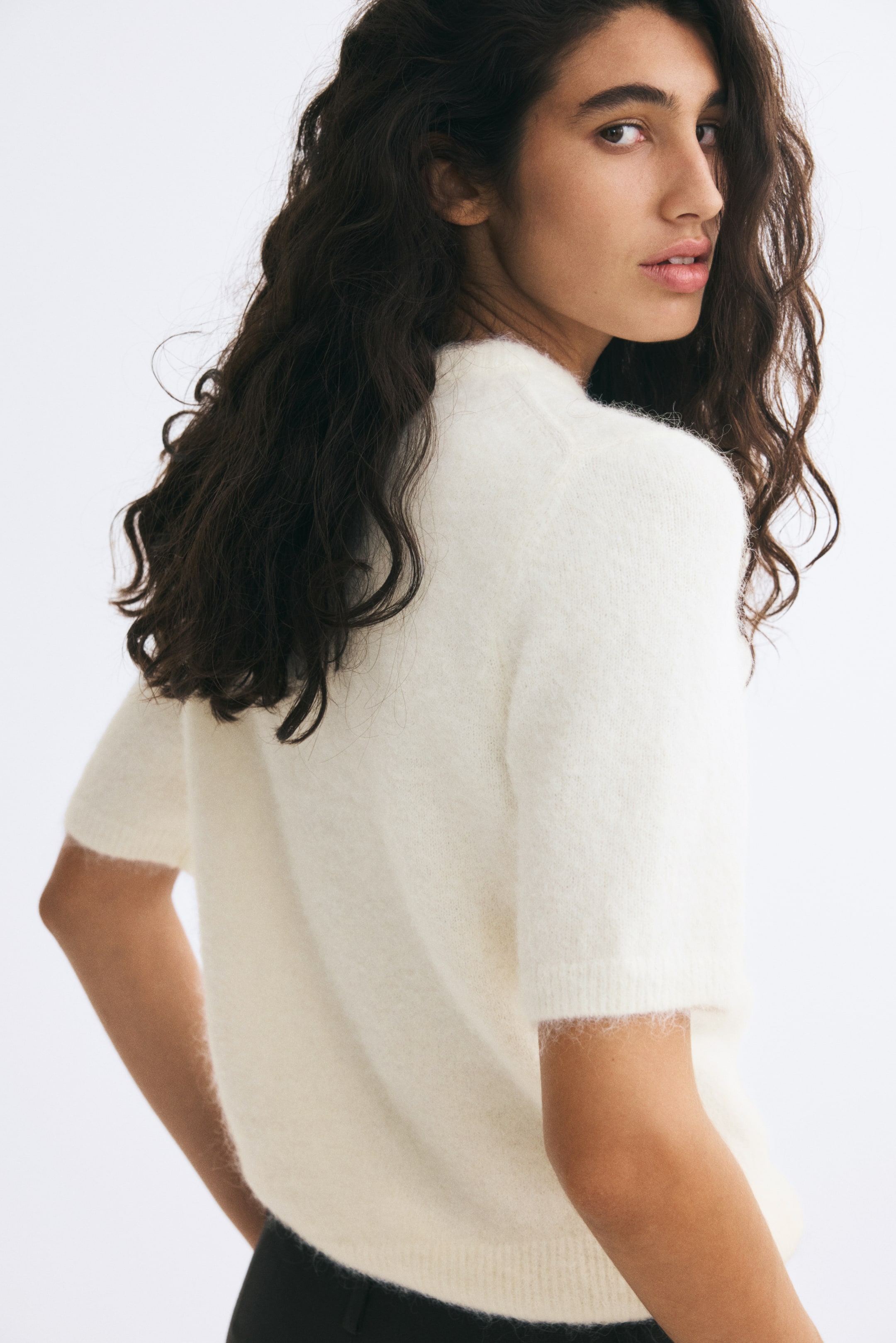 Short-Sleeved Sweater
