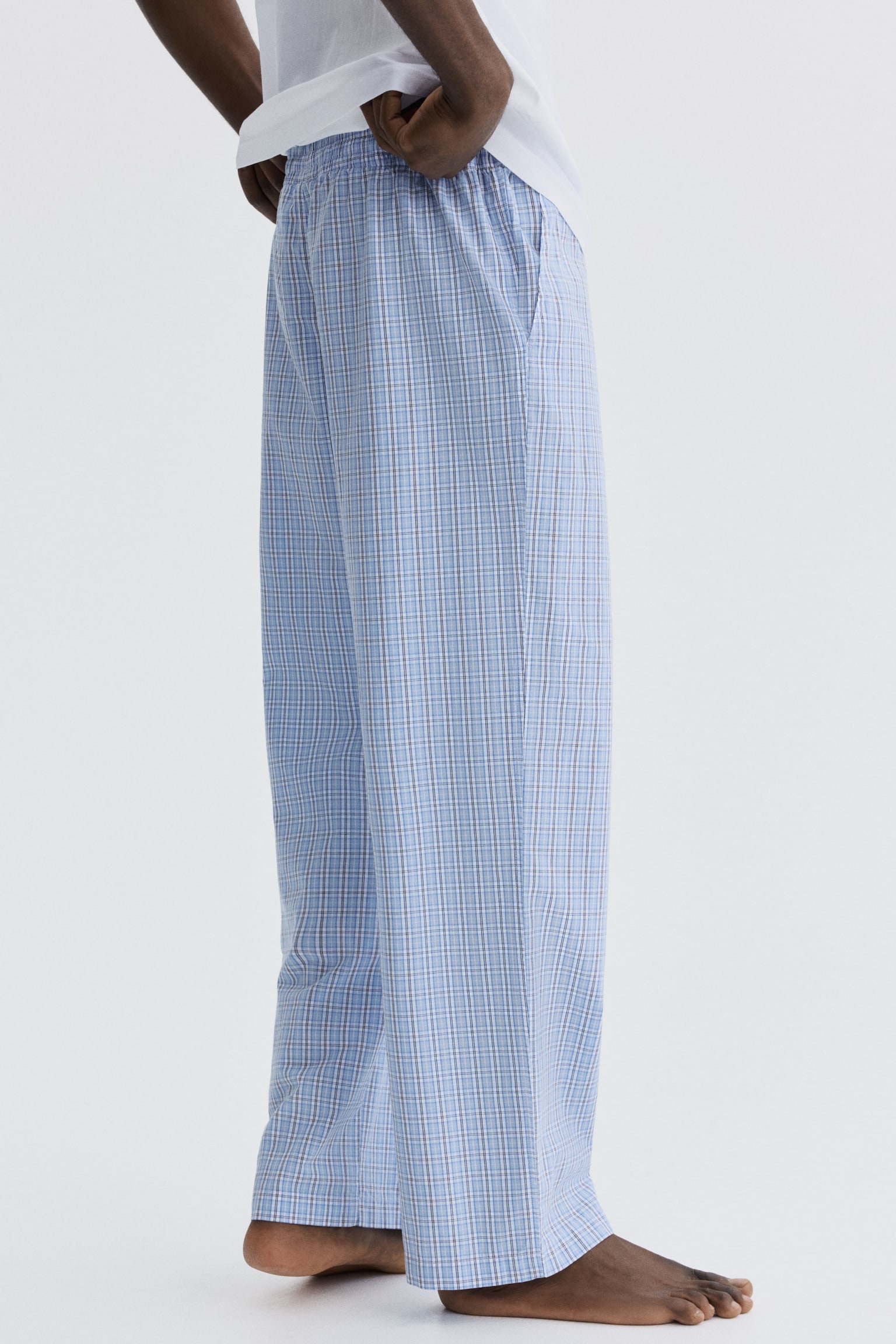 Pyjama T-shirt and bottoms set - White/Khaki green/Checked - 5