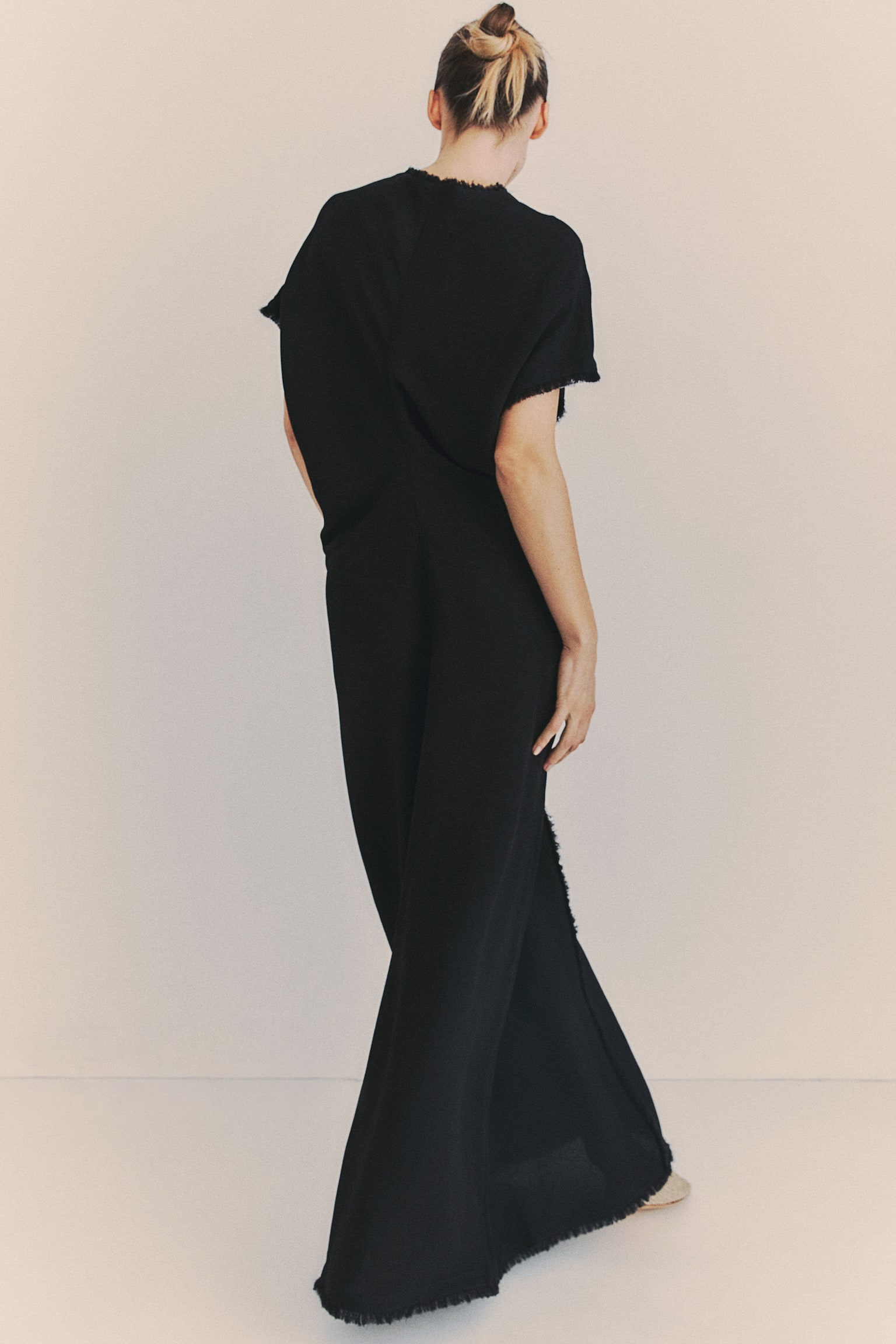 Silk-blend maxi dress - Black - 3