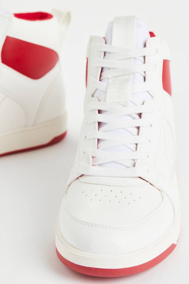 Hi-top trainers - White/Red - 2