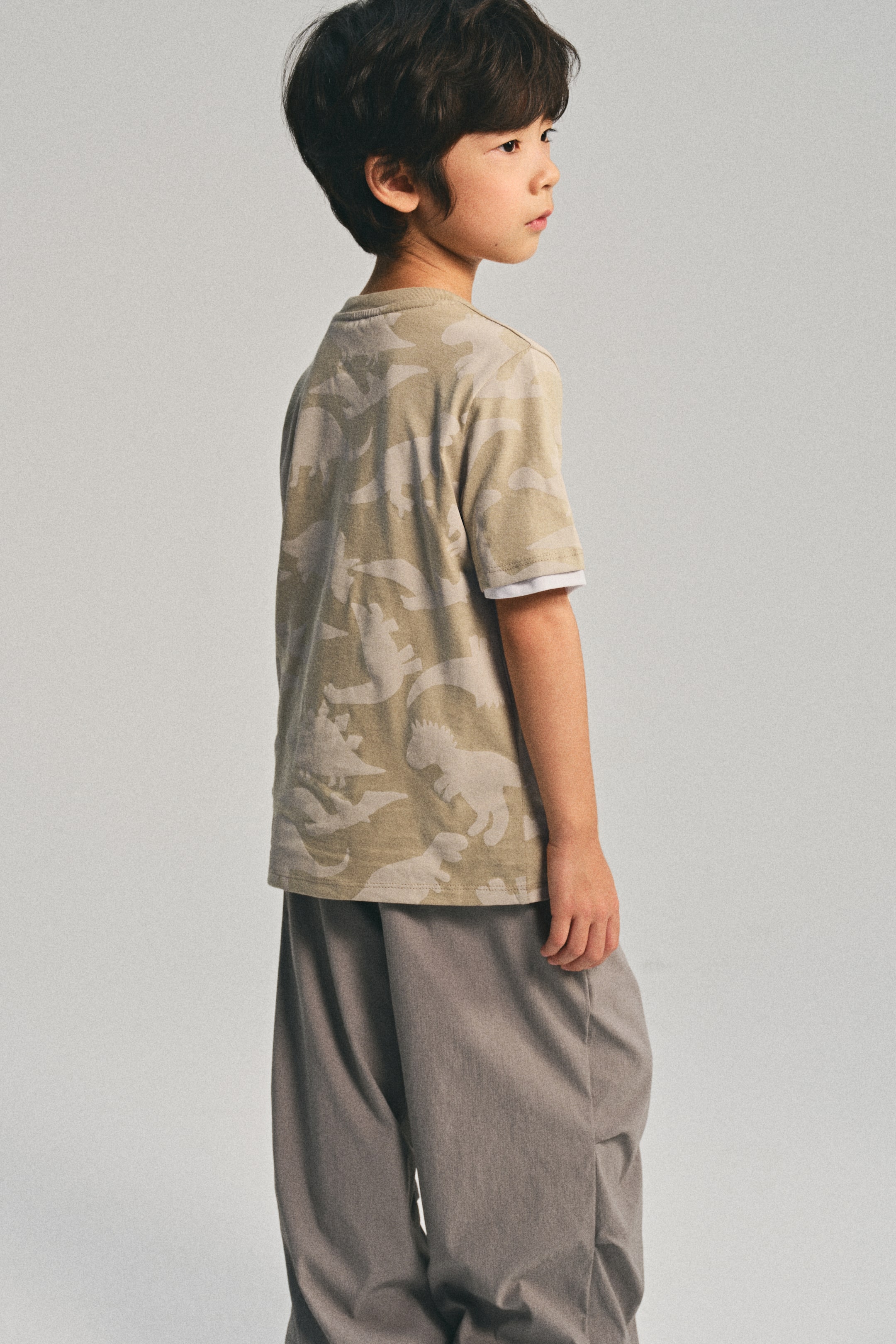 View larger image: Printed cotton T-shirt - Beige/Dinosaurs - Kids | H&M SG 4