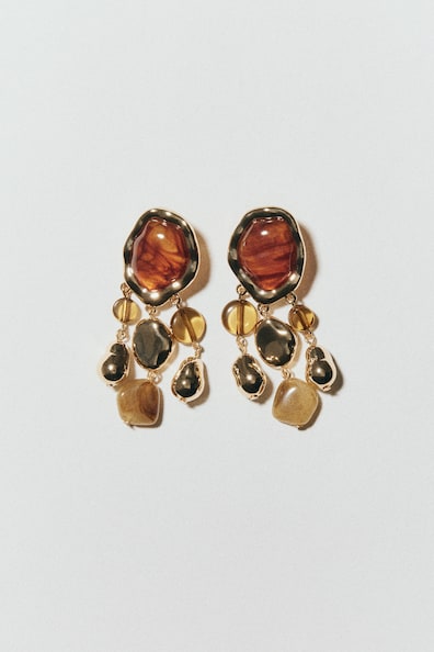 Dangle earrings
