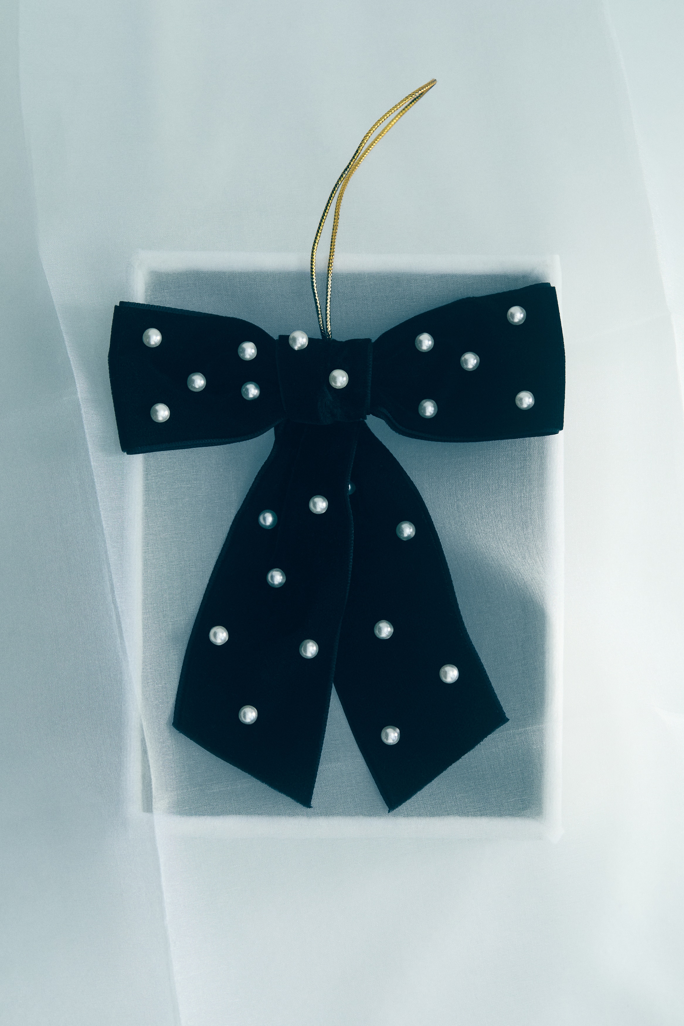 Grande fiocco decorativo con perline - Nero