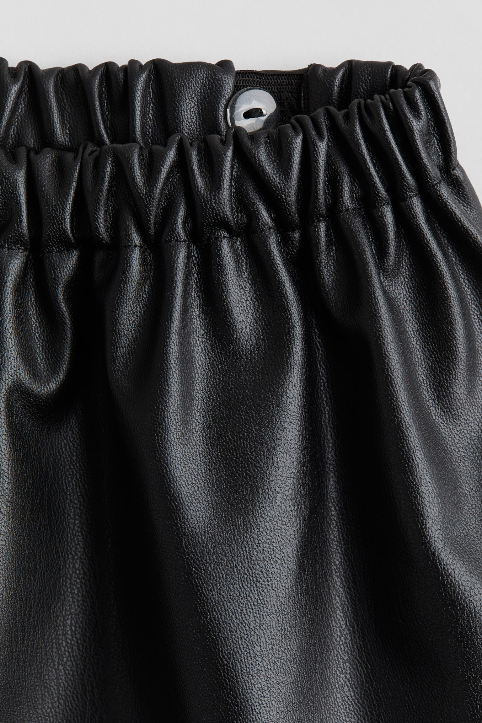 Coated skirt - Black - 2