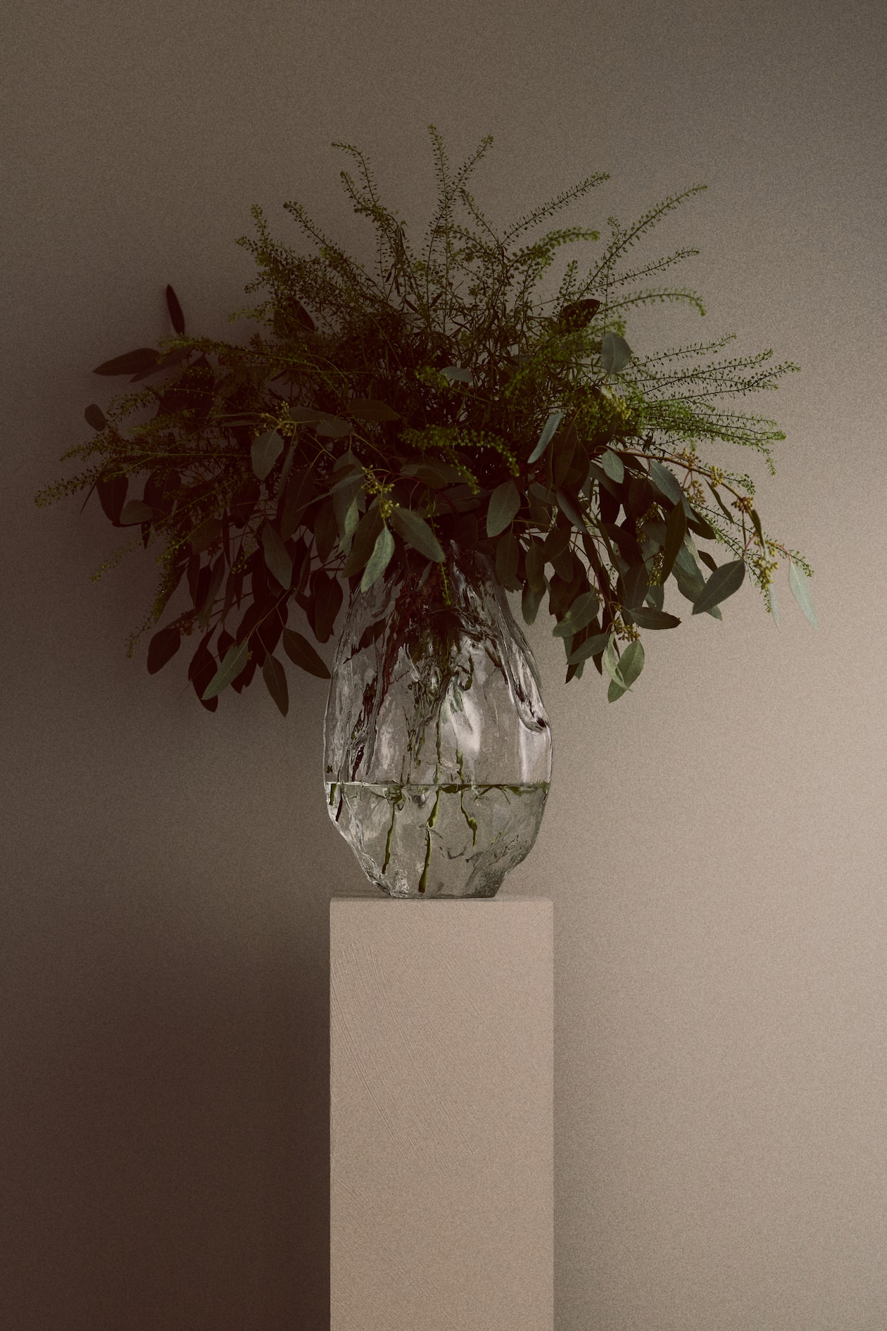 Extra-Large Textured Glass Vase - Transparent - Home All | H&M US