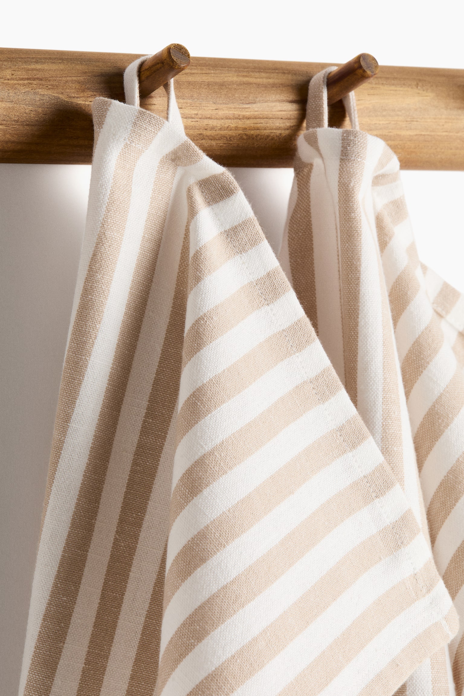 리넨 블렌드 티타월 2피스 세트 - Beige/White striped/테라코타/스트라이프/Terracotta/Gingham check/브라운/깅엄/Olive green/Beige striped/Olive green/Gingham check/베이지/깅엄/다크 브라운/스트라이프/Light pink/Striped/Light pink/Gingham check - 2