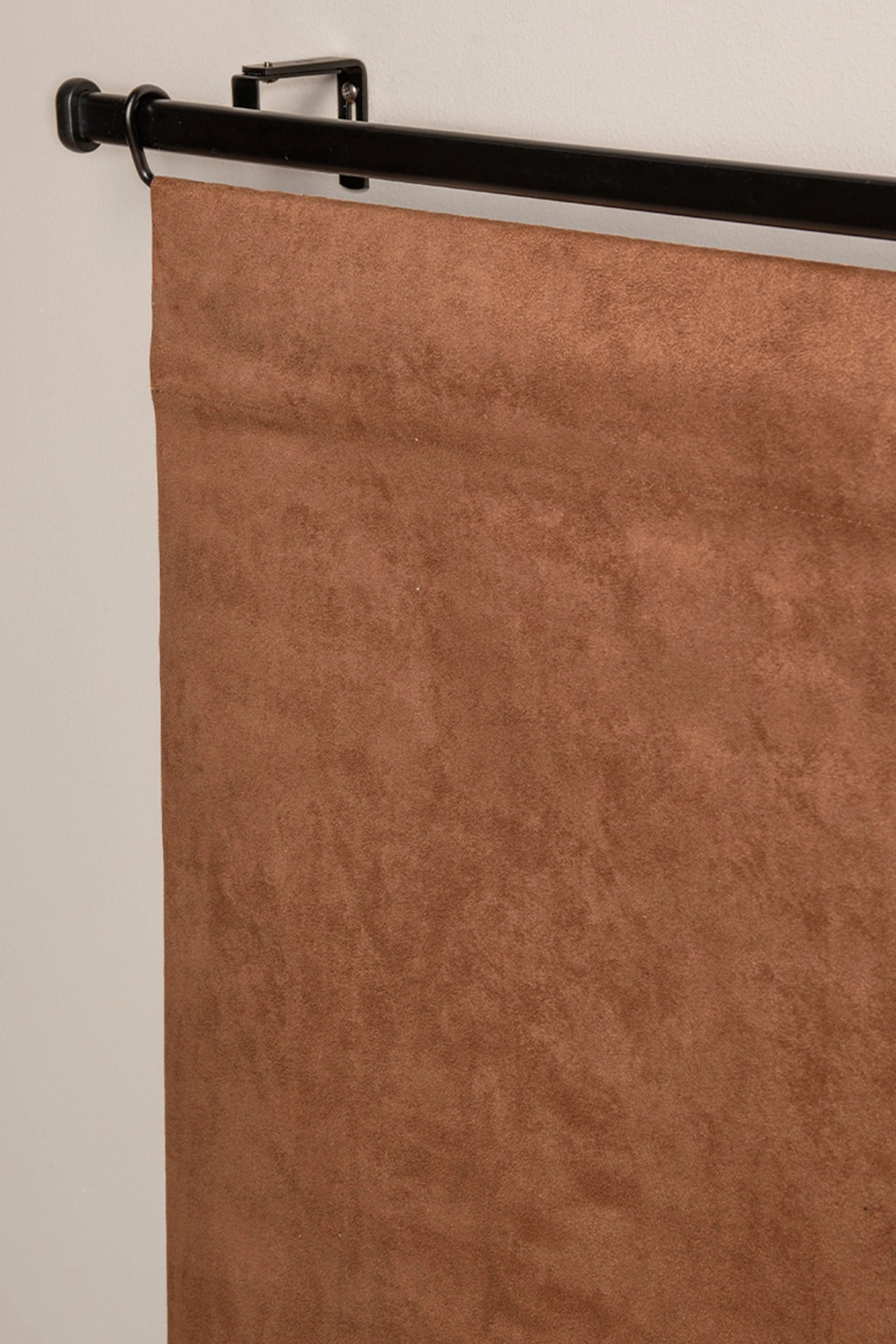 Größeres Bild ansehen: 1-pack Panel Curtain Topaz - Braun - Hasta - Home All | H&M DE 2