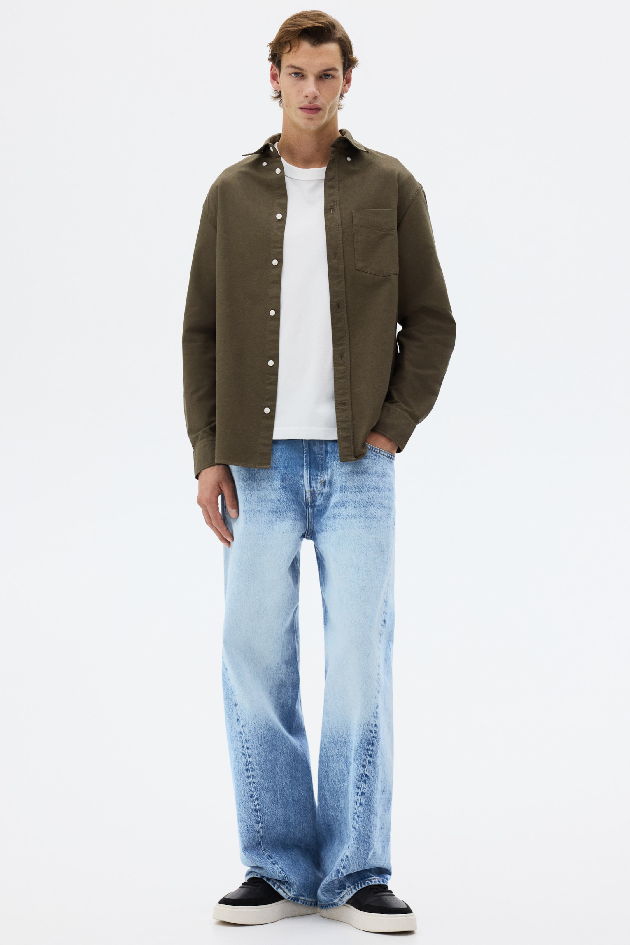 View larger image: Regular Fit Oxford shirt - Dark khaki green - Men | H&M IN 1