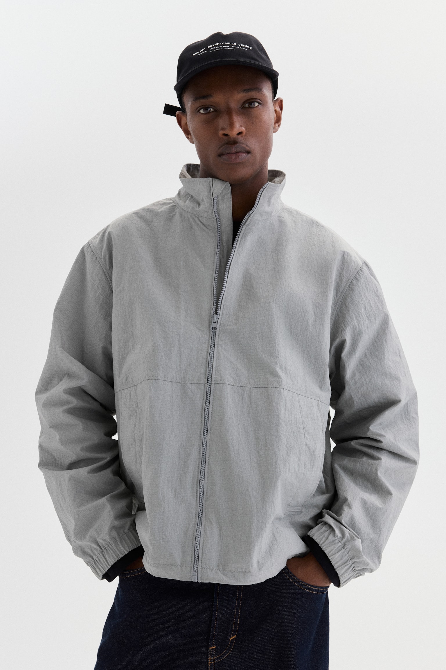 Water-repellent windbreaker - Light grey/Black - 1