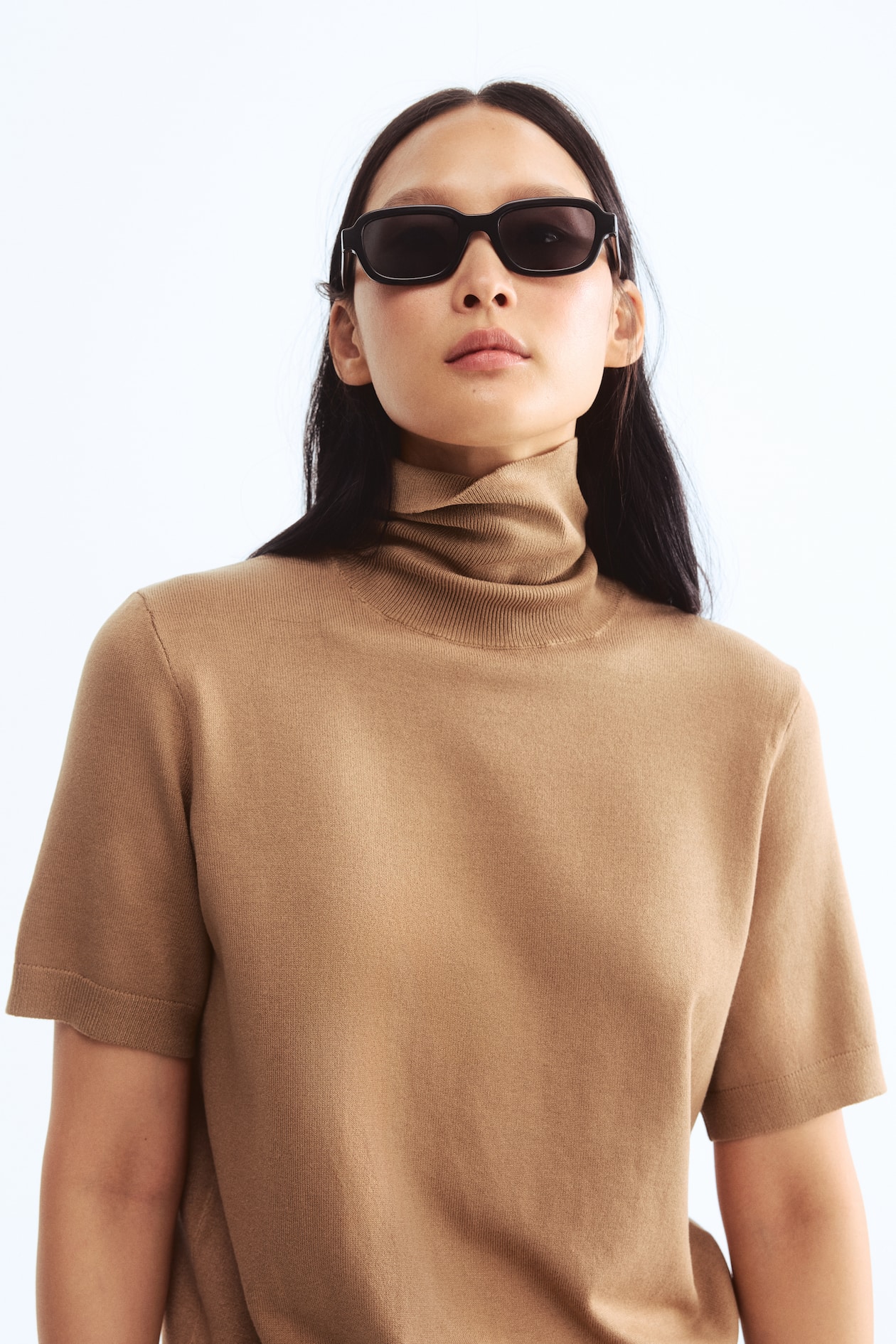 Fine-knit polo-neck top - image 5