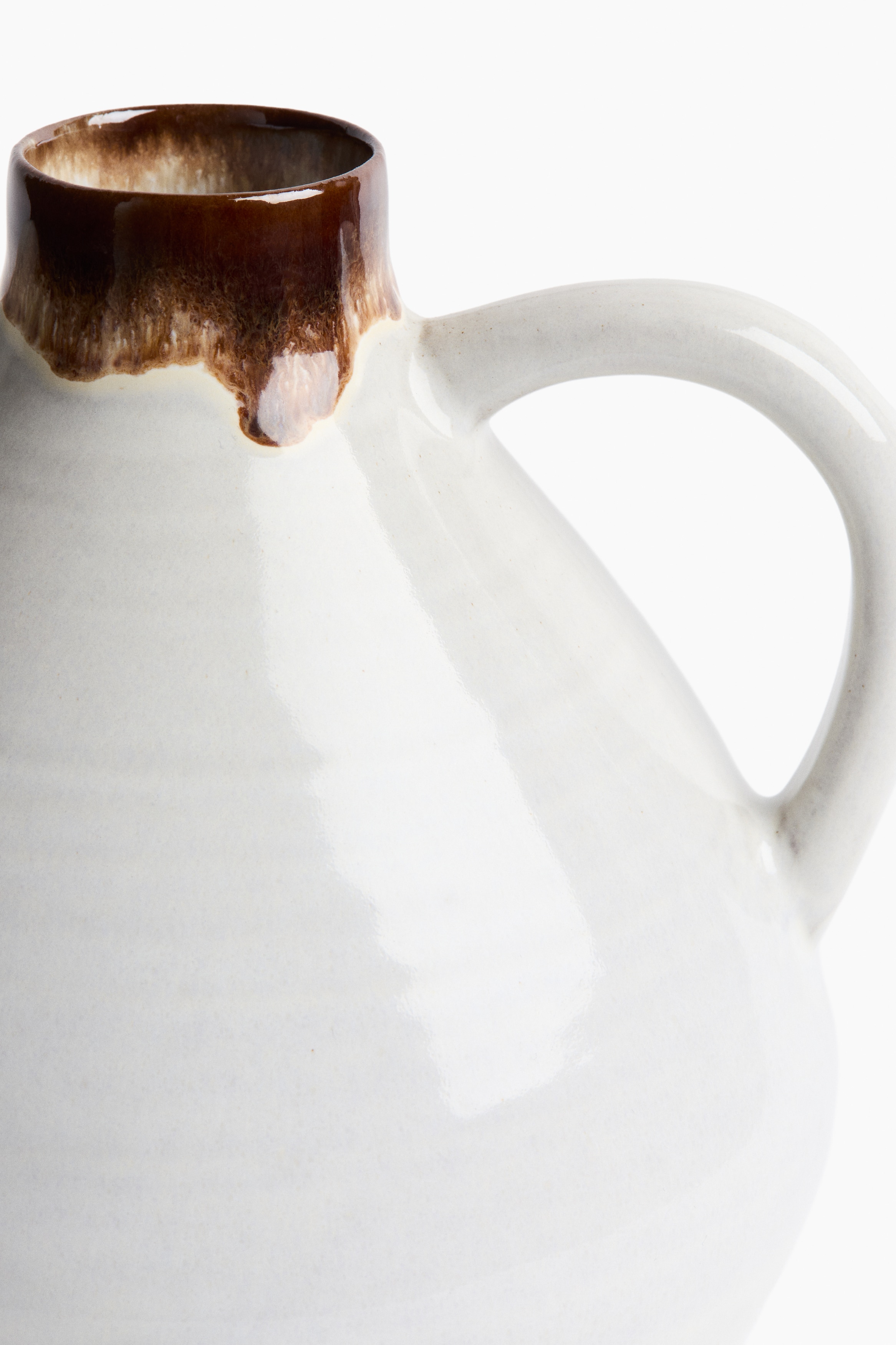 White Terracotta Vase at H&M Home | H&M US