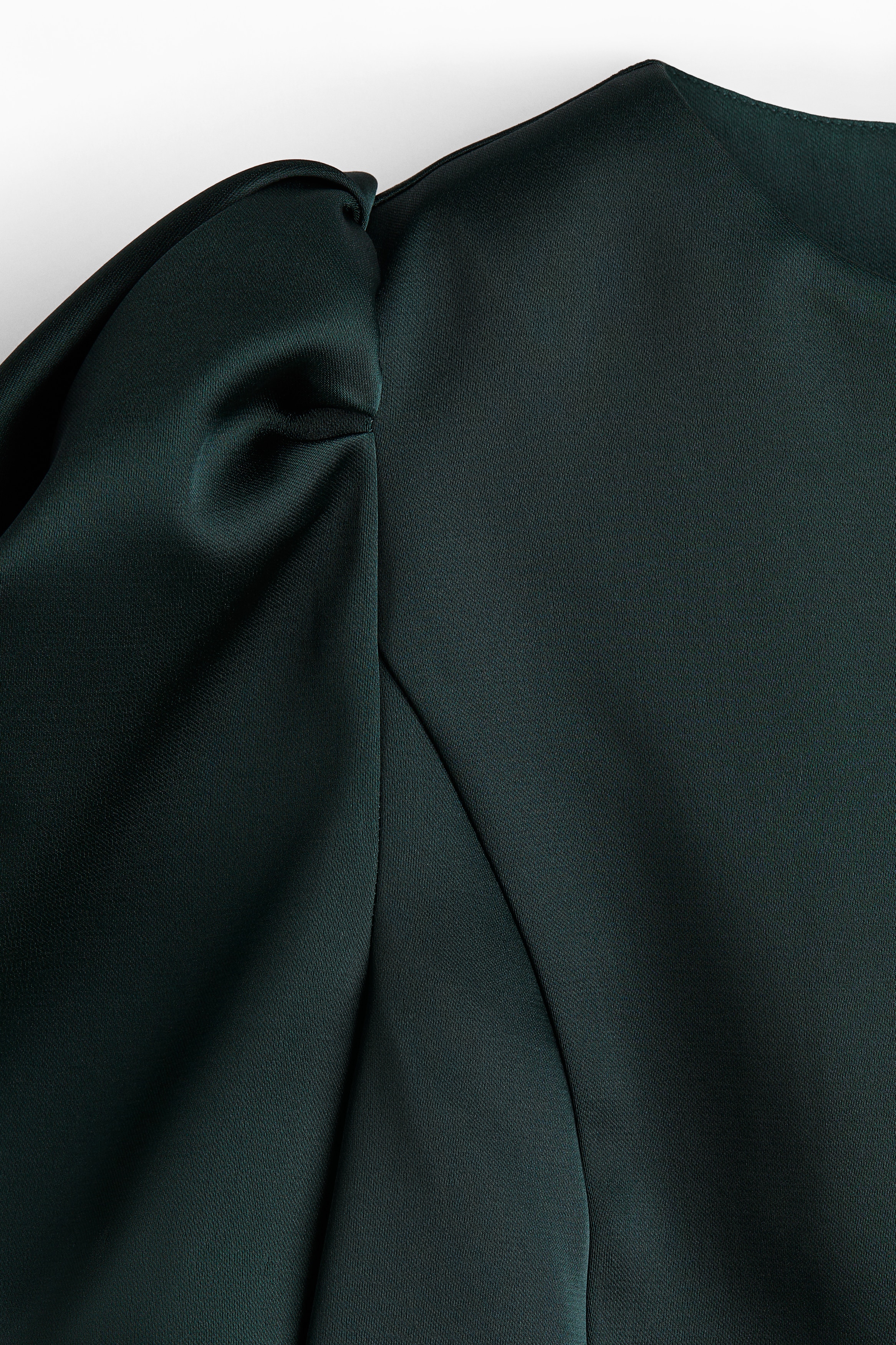 Puff-sleeved blouse