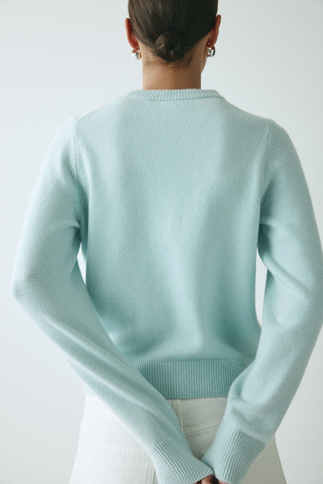 Sweater - image 2