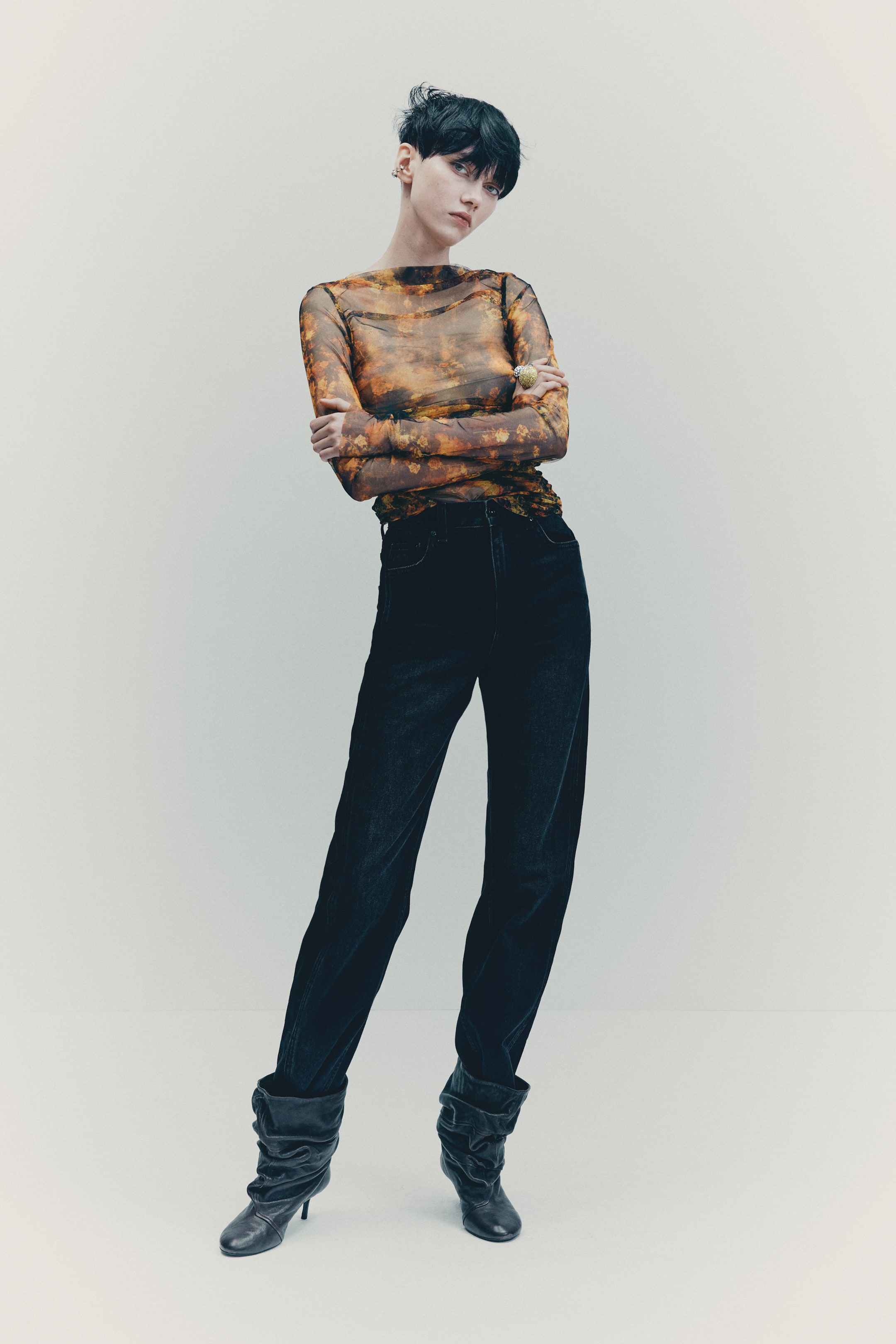 拡大画像を表示: ドレープメッシュトップス - ブラック/フローラル - レディース | H&M JP 1