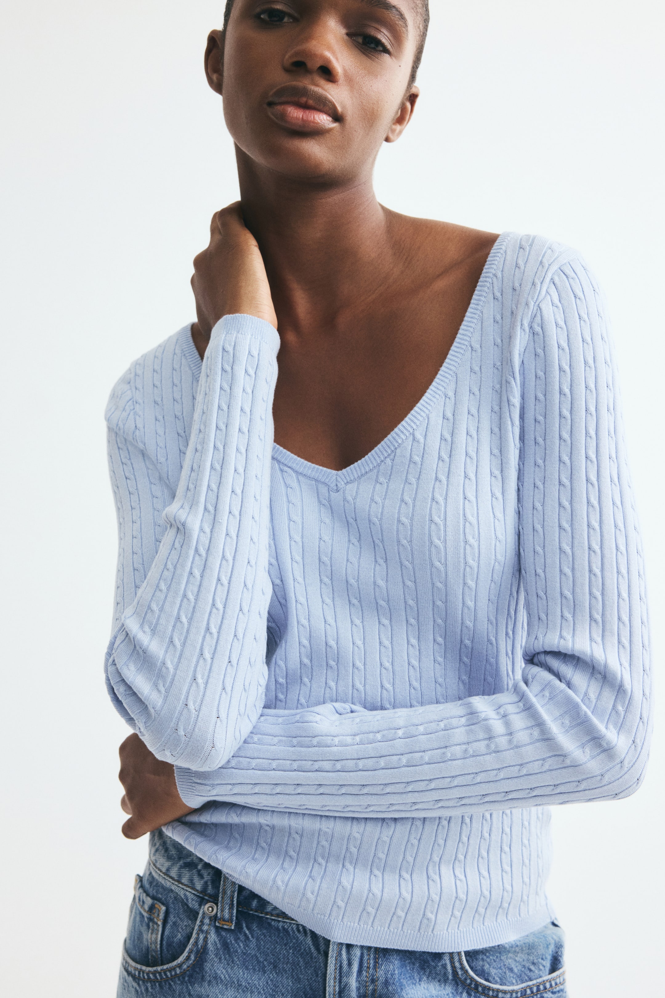 Ver imagen más grande: Jersey en punto trenzado de mezcla de viscosa - Azul claro - MUJER | H&M ES 1