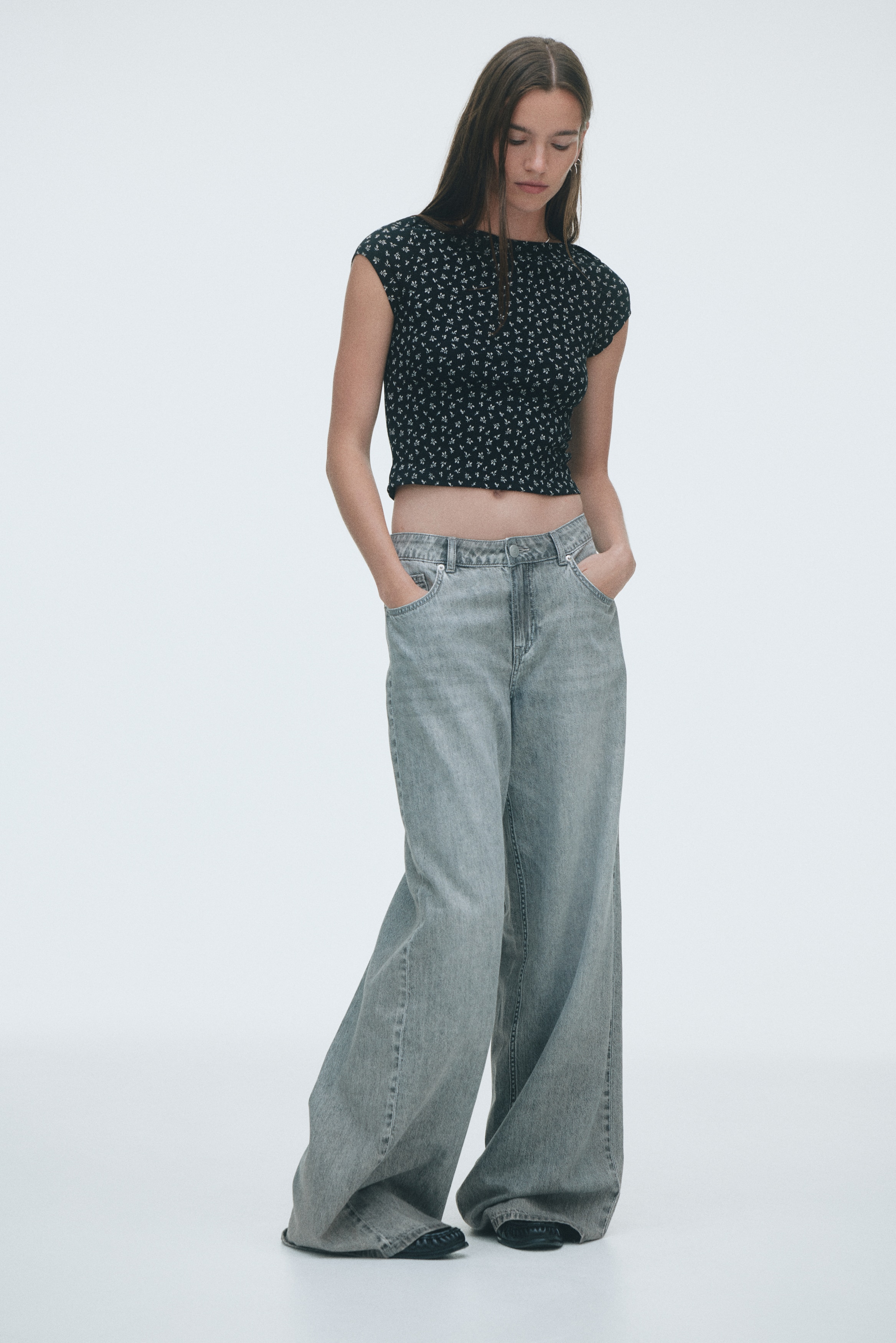 Ribbed boat-neck top