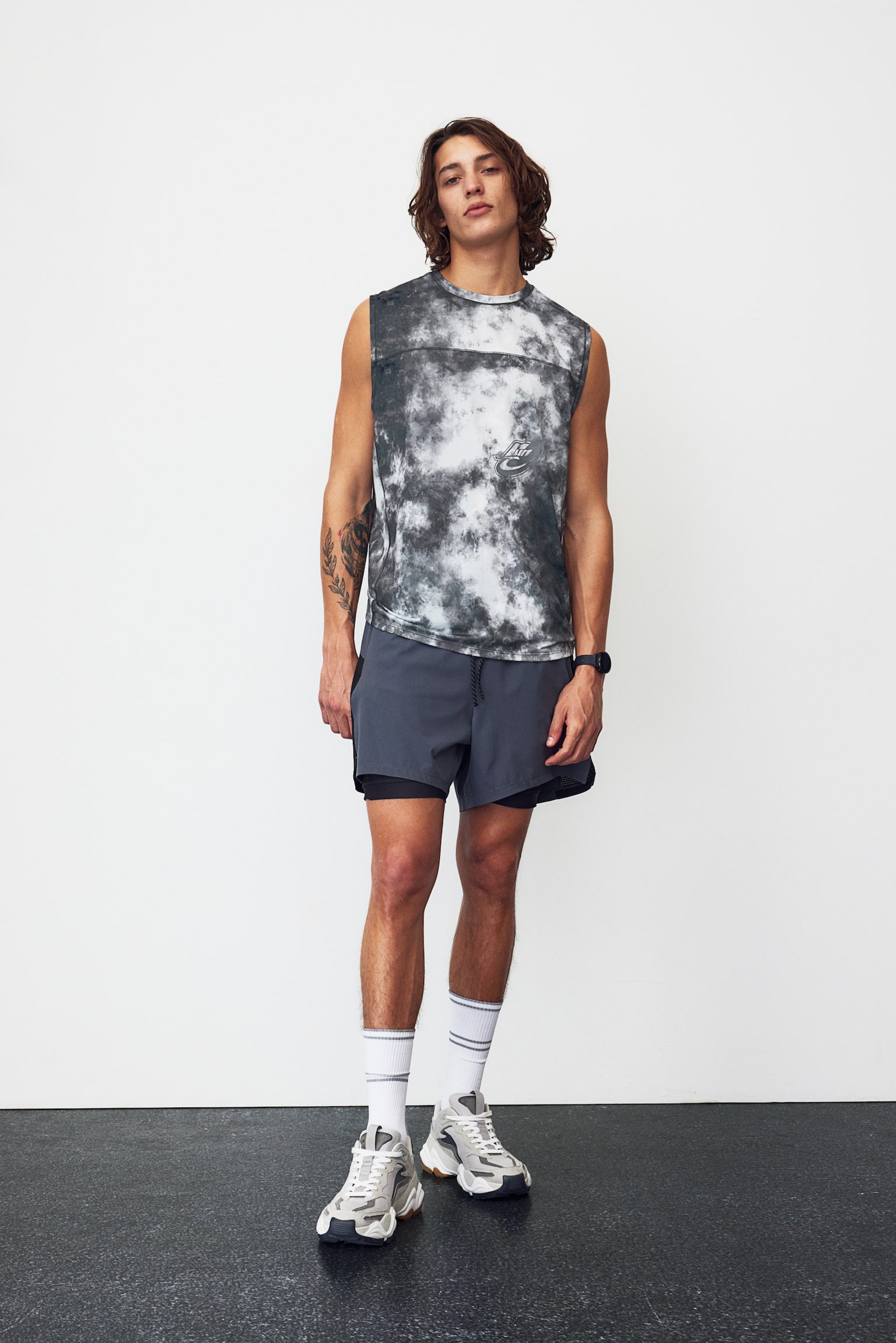 Regular Fit Running Tank In DryMove™ - Black/Tie dye/Dark grey/Runner/Black/Euphoric Run - 6