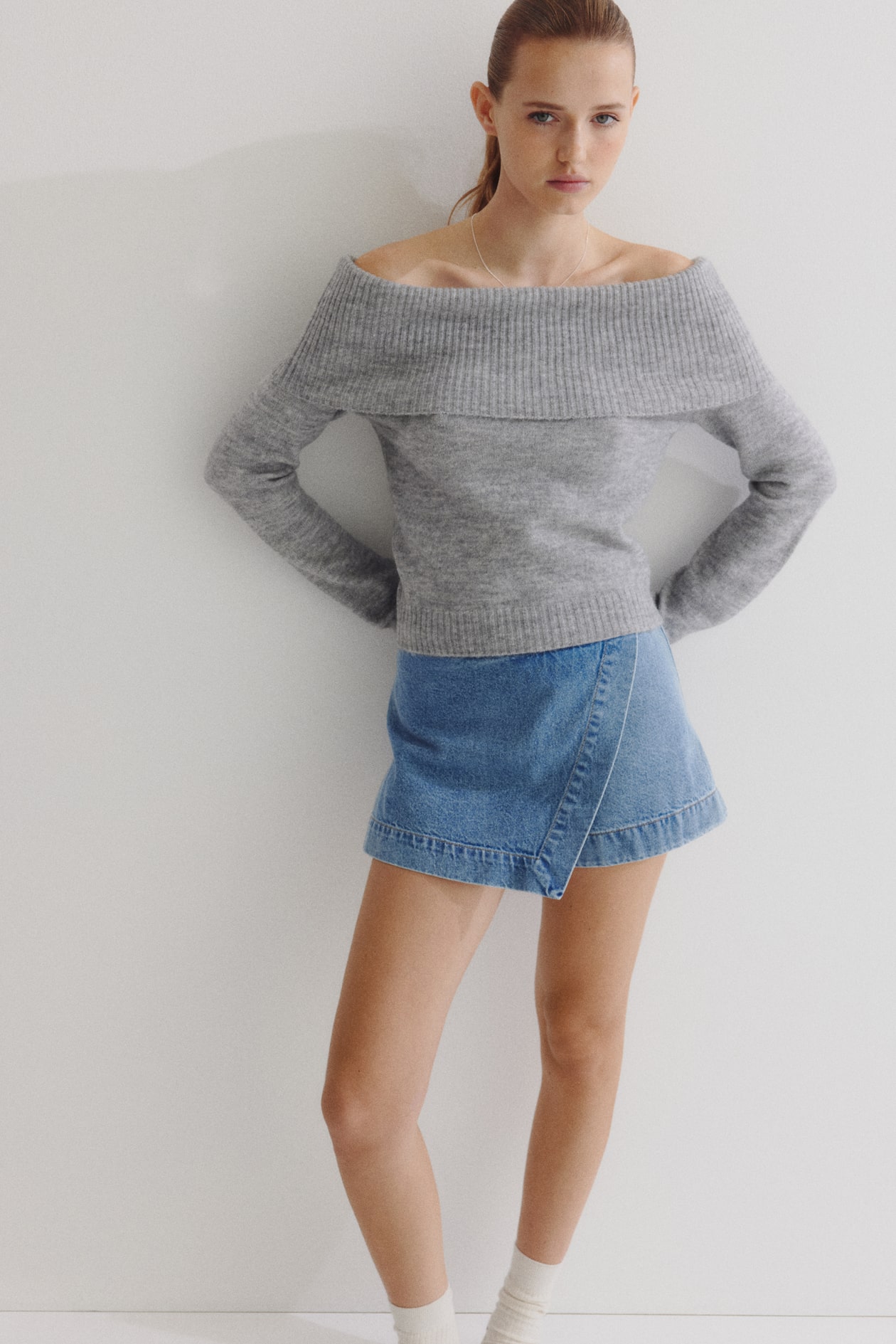 Off-the-Shoulder Sweater - image 4