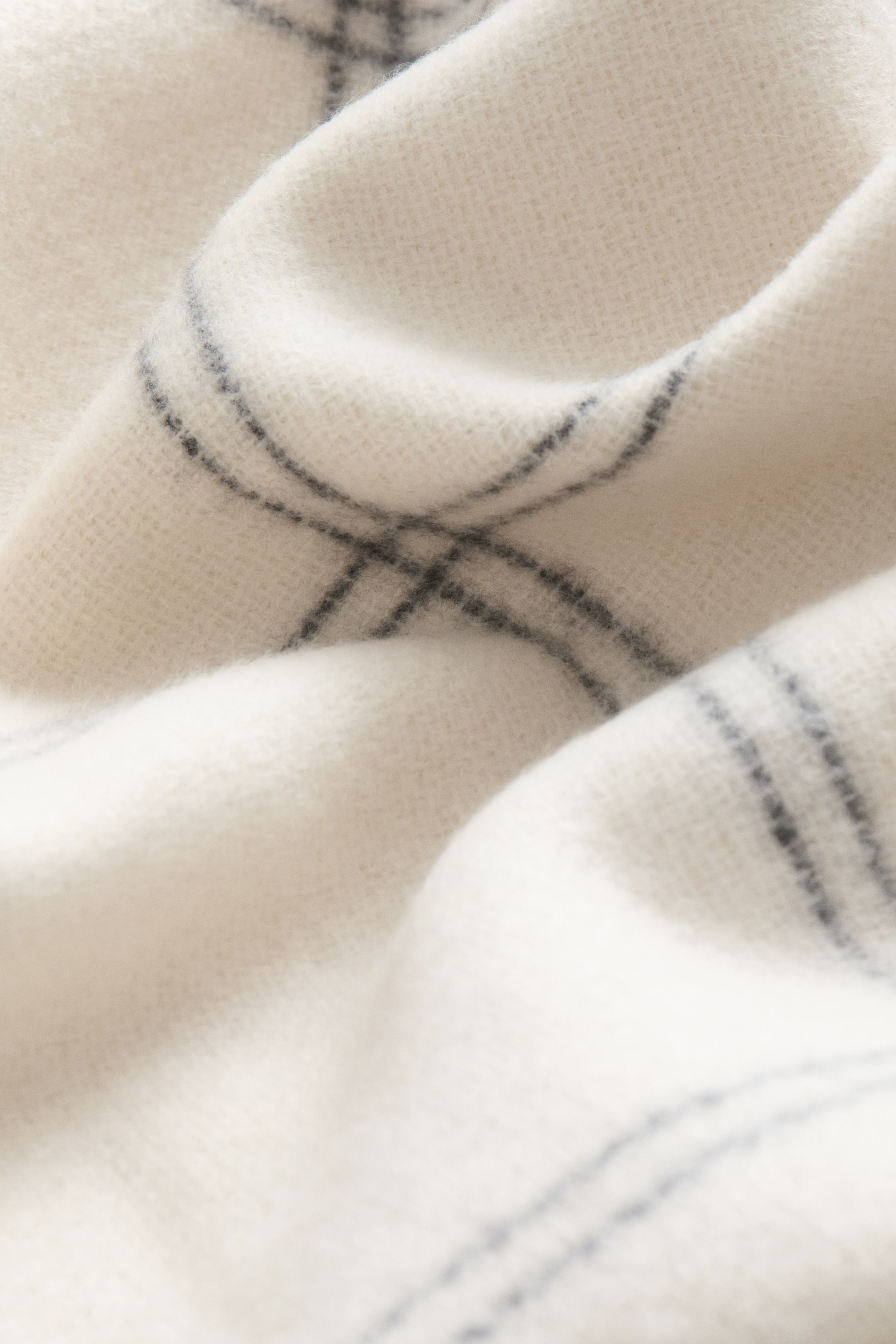 Fringed Throw