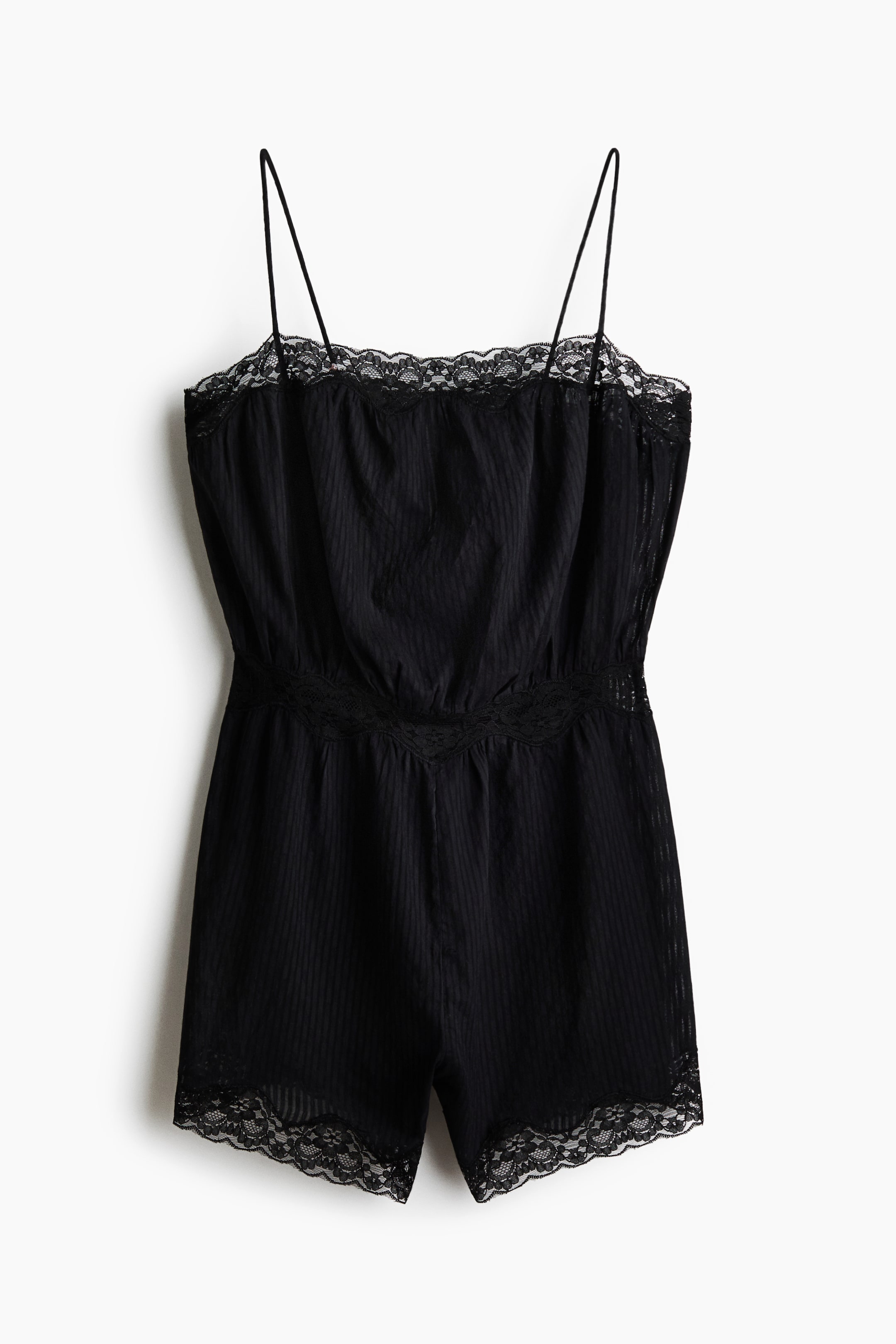 Pyjama short une pièce avec dentelle