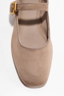 Ballerinaskor i Mary Jane-stil
