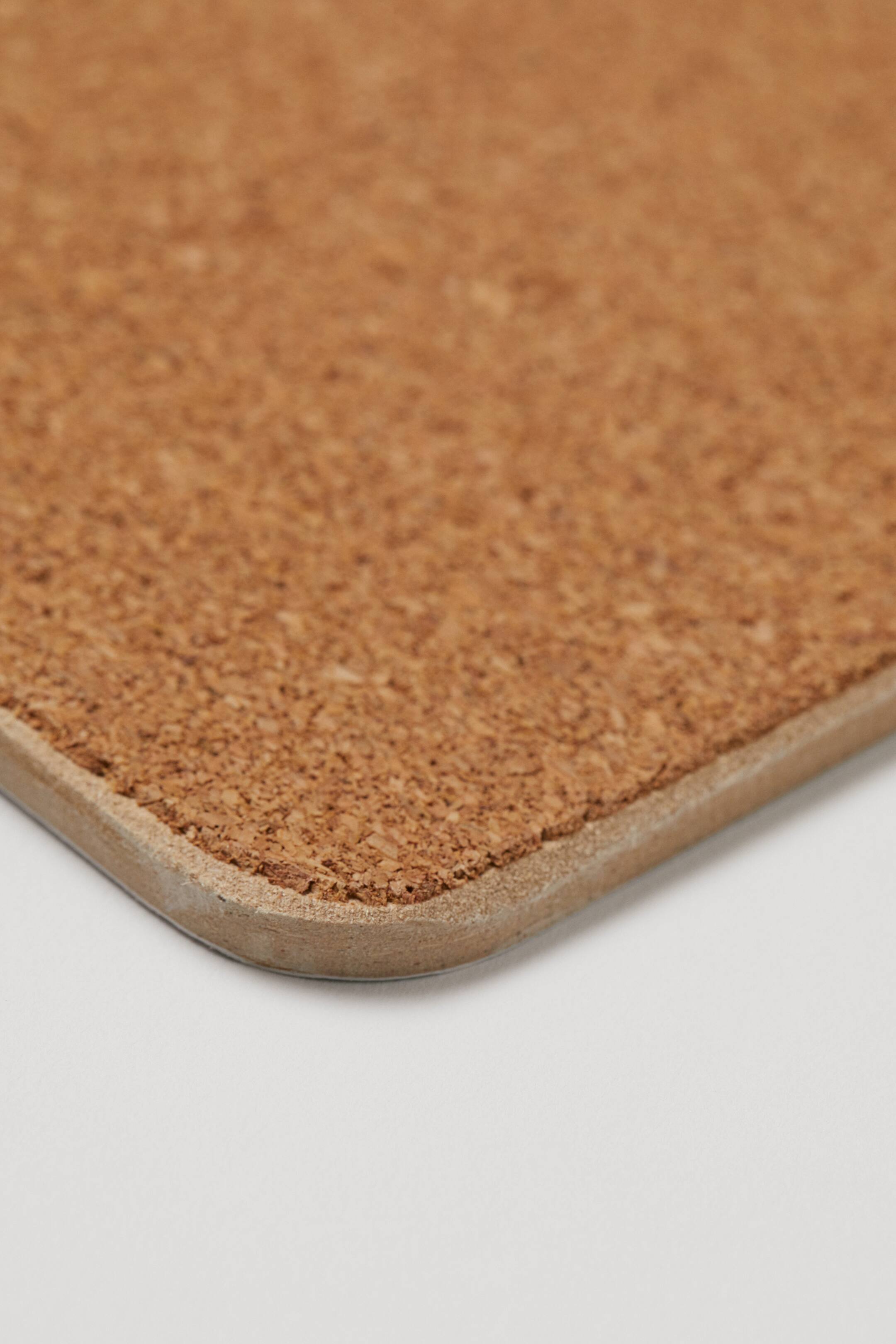 View larger image: Printed table mat - Green/Leaf-patterned - Home All | H&M IE 2