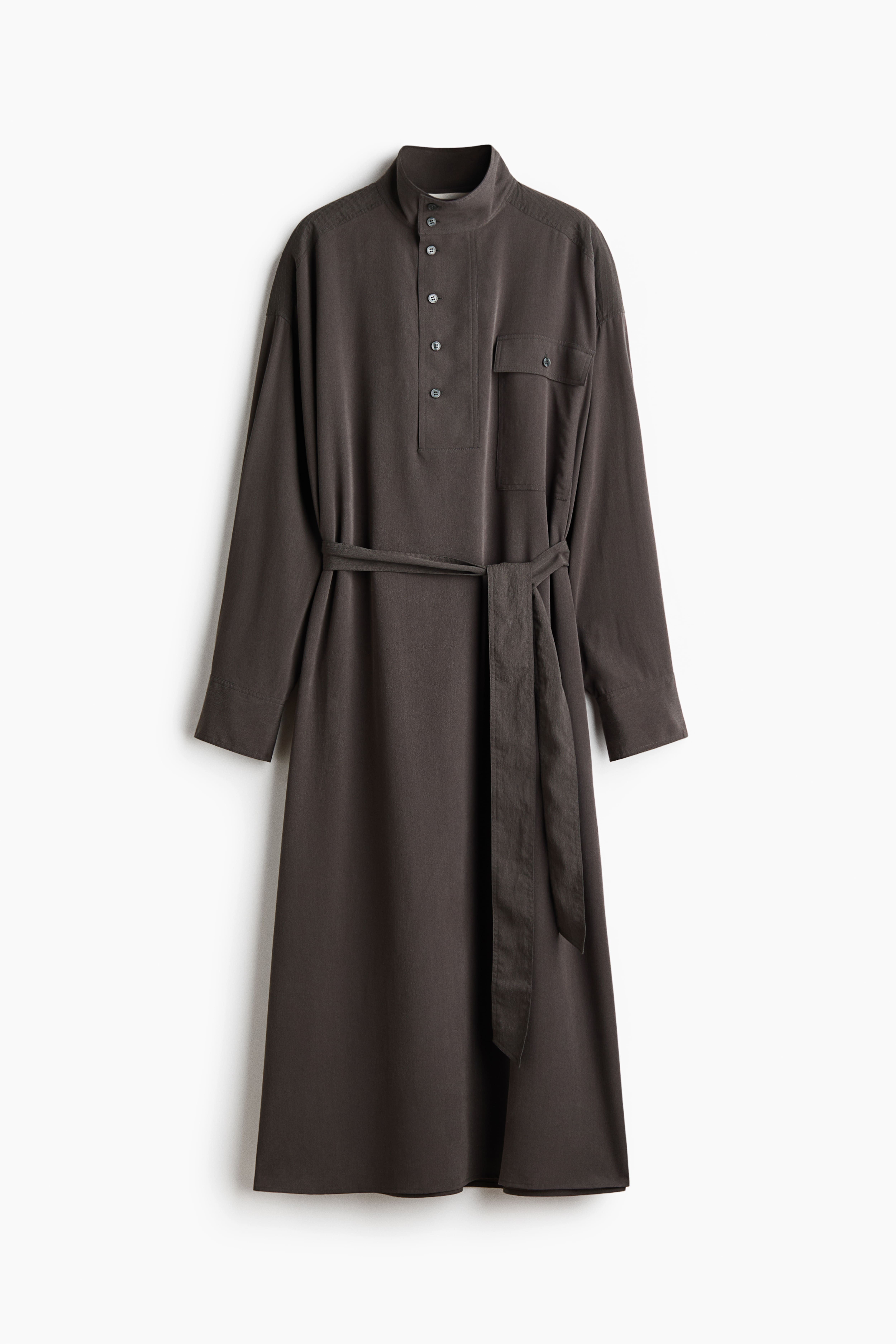 Robe à manches longues avec ceinture nouer
