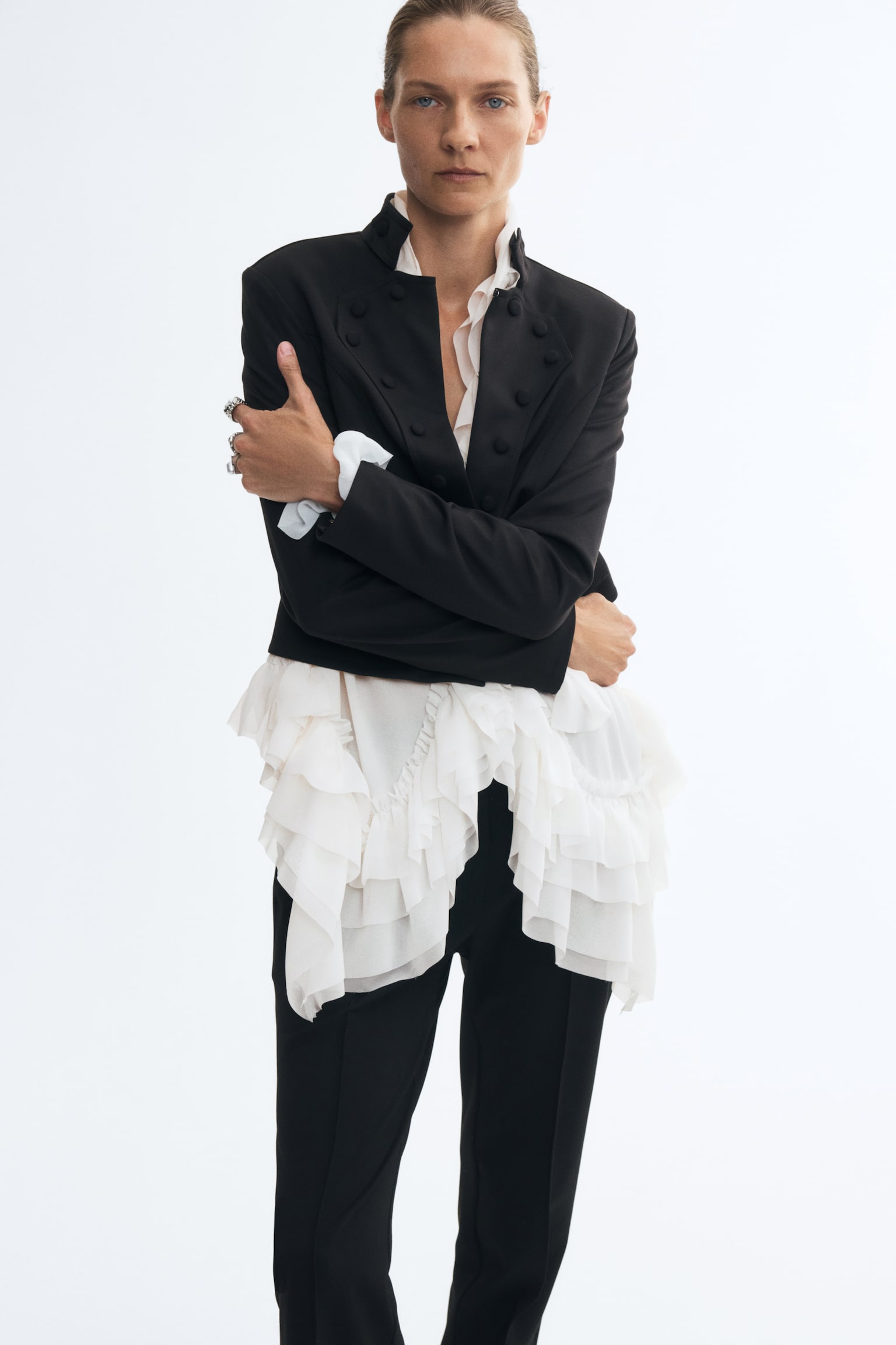 Женская блузка H&M Ruffle-Trimmed Blouse, цвет: Кремовый — фото 3