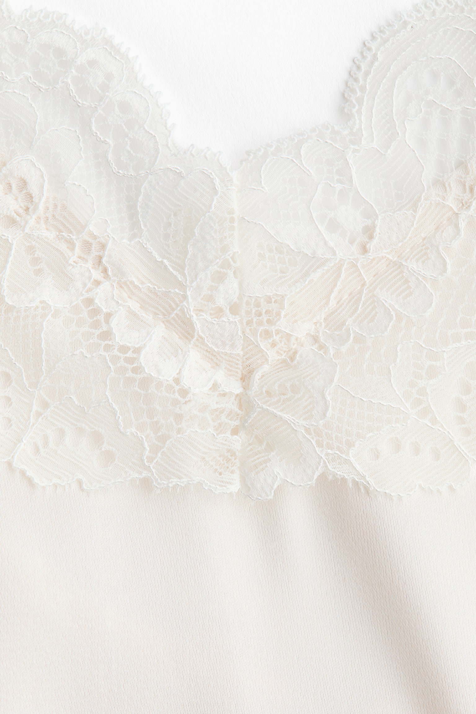 Kjole i satin med blondebånd - Hvid/Sort - 2