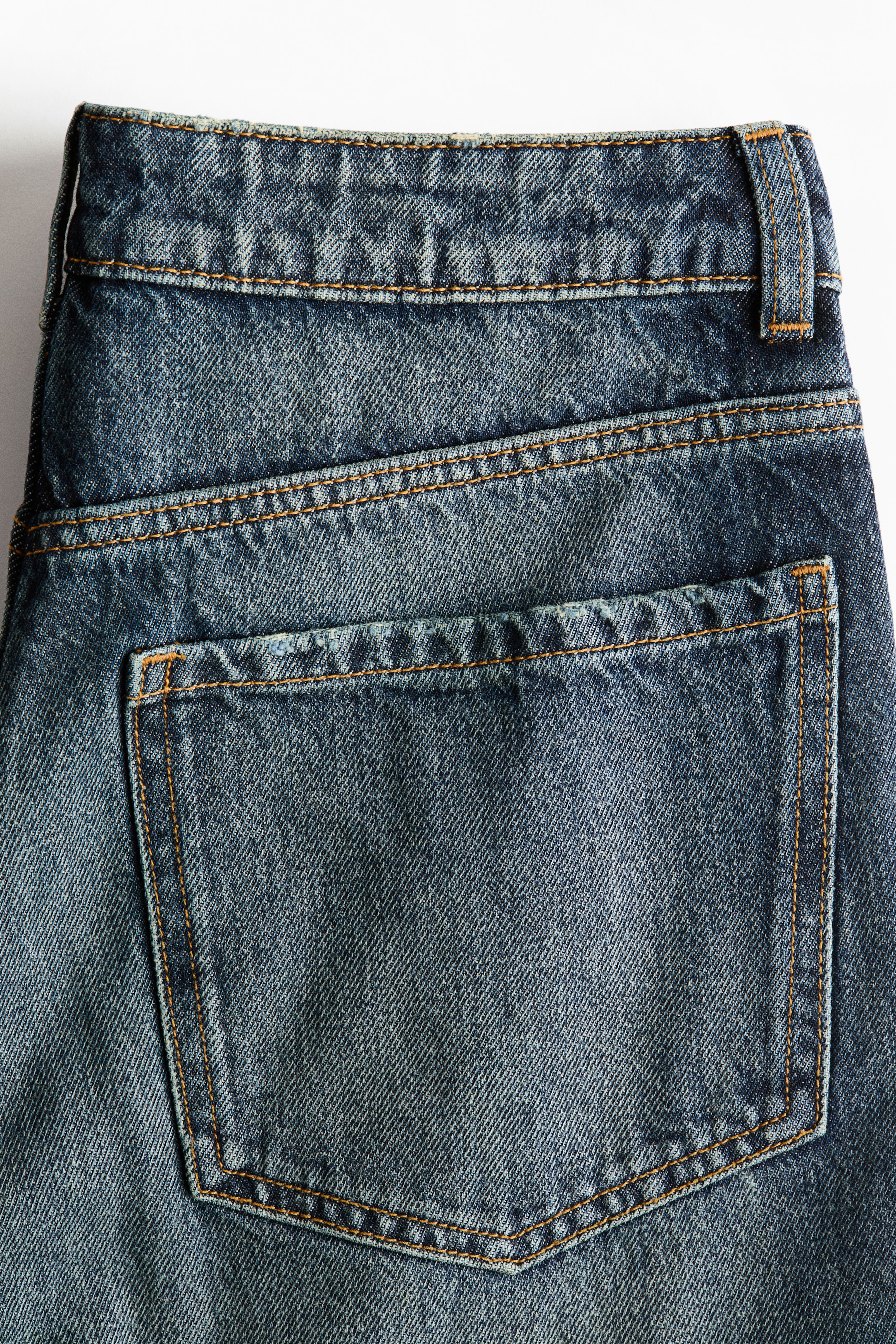 Baggy Low-Waist Jeans