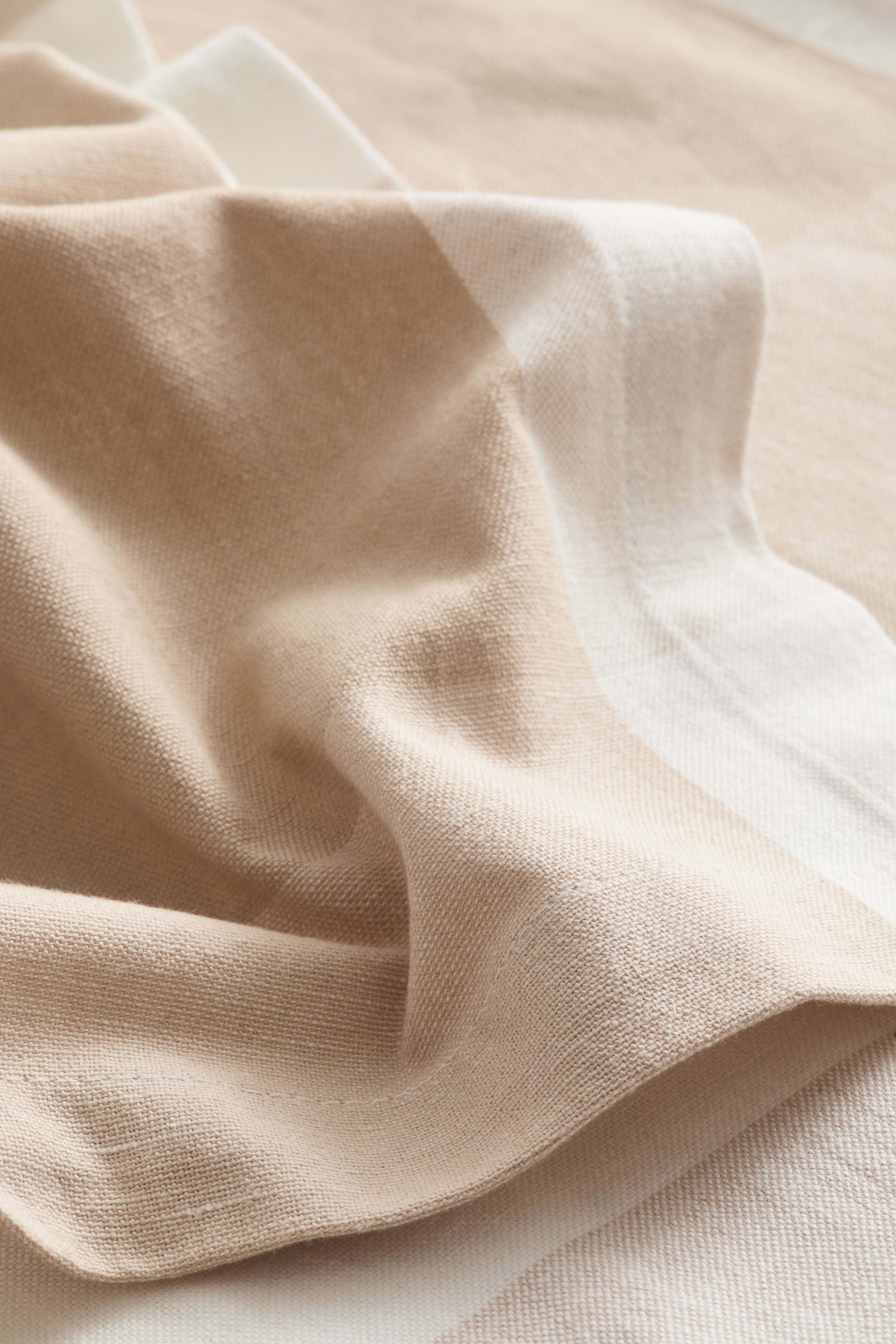 Nappe en lin mélangé