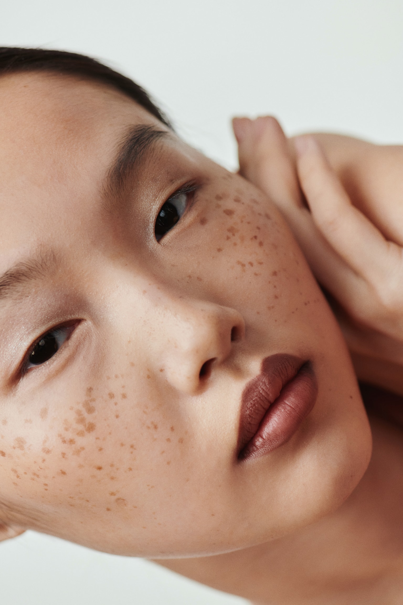 Matte Lip Crayon - Spice of Life/Earthly Embrace/My Lips But Better/Sunset Serenade/Bare Essence/It's a Gamble - 8