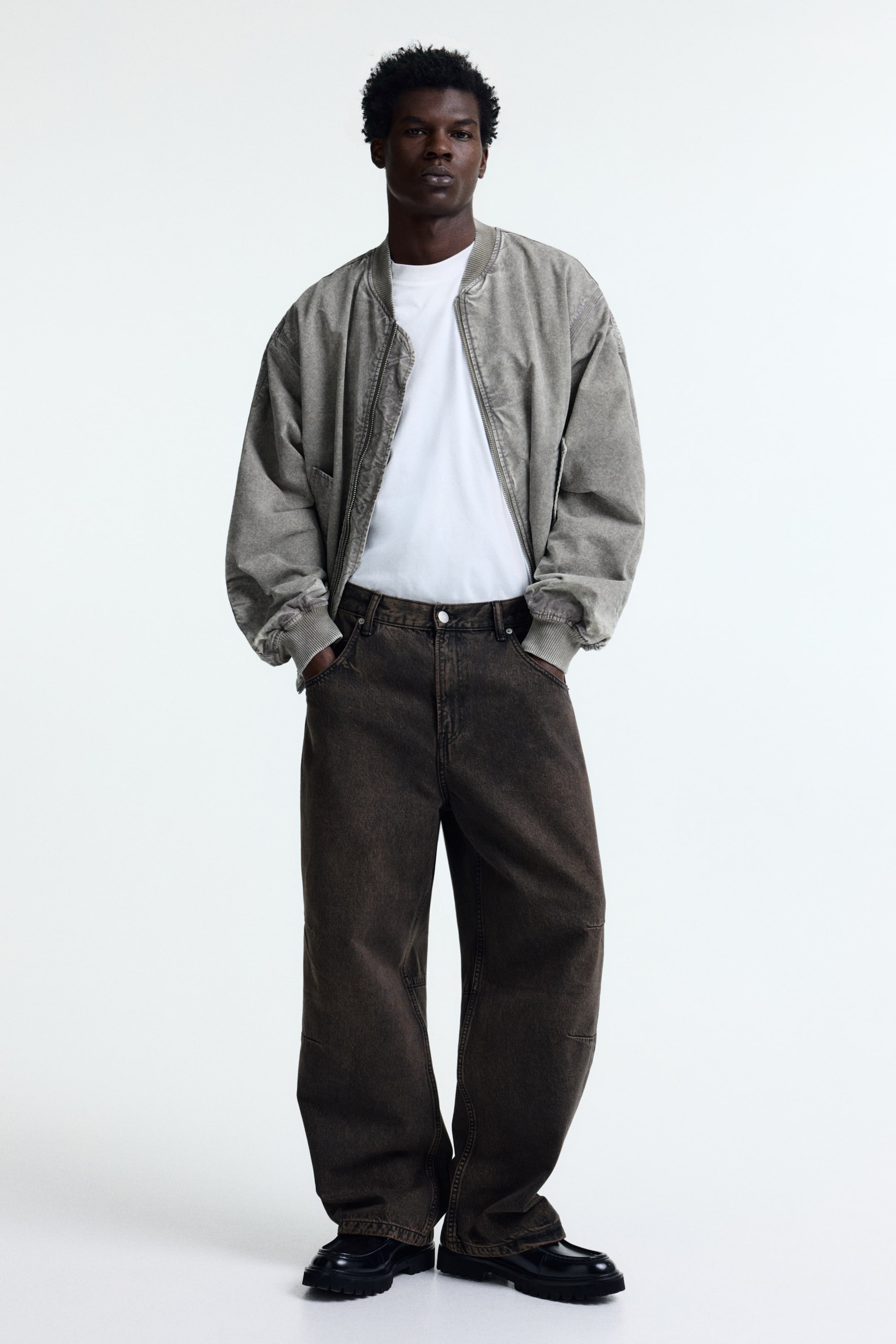 View larger image: Baggy Jeans - Dark brown - Men | H&M US 1