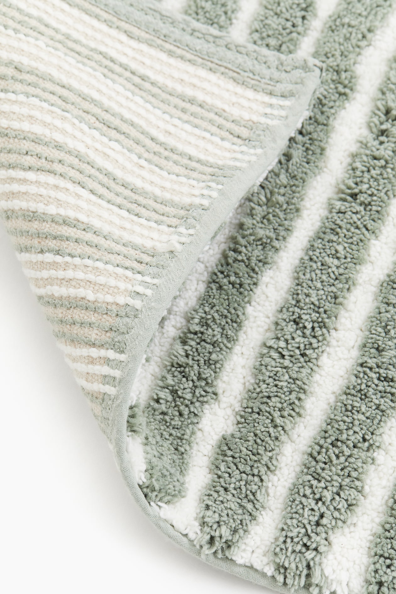 Green/striped Tufted Cotton Bath Mat at H&M Home | H&M CA
