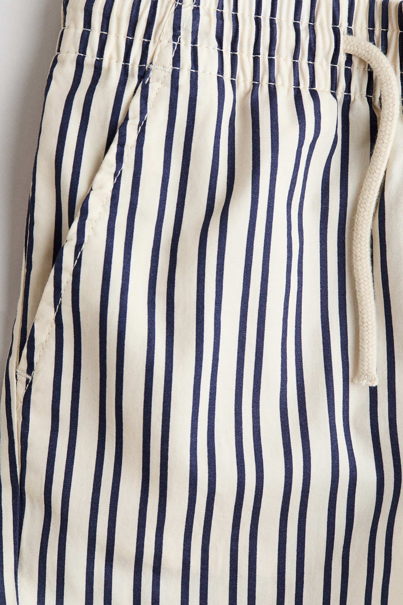 Cotton shorts - Cream/Striped/Dark red/Striped/Navy blue/Turquoise/Light beige/Brown - 2