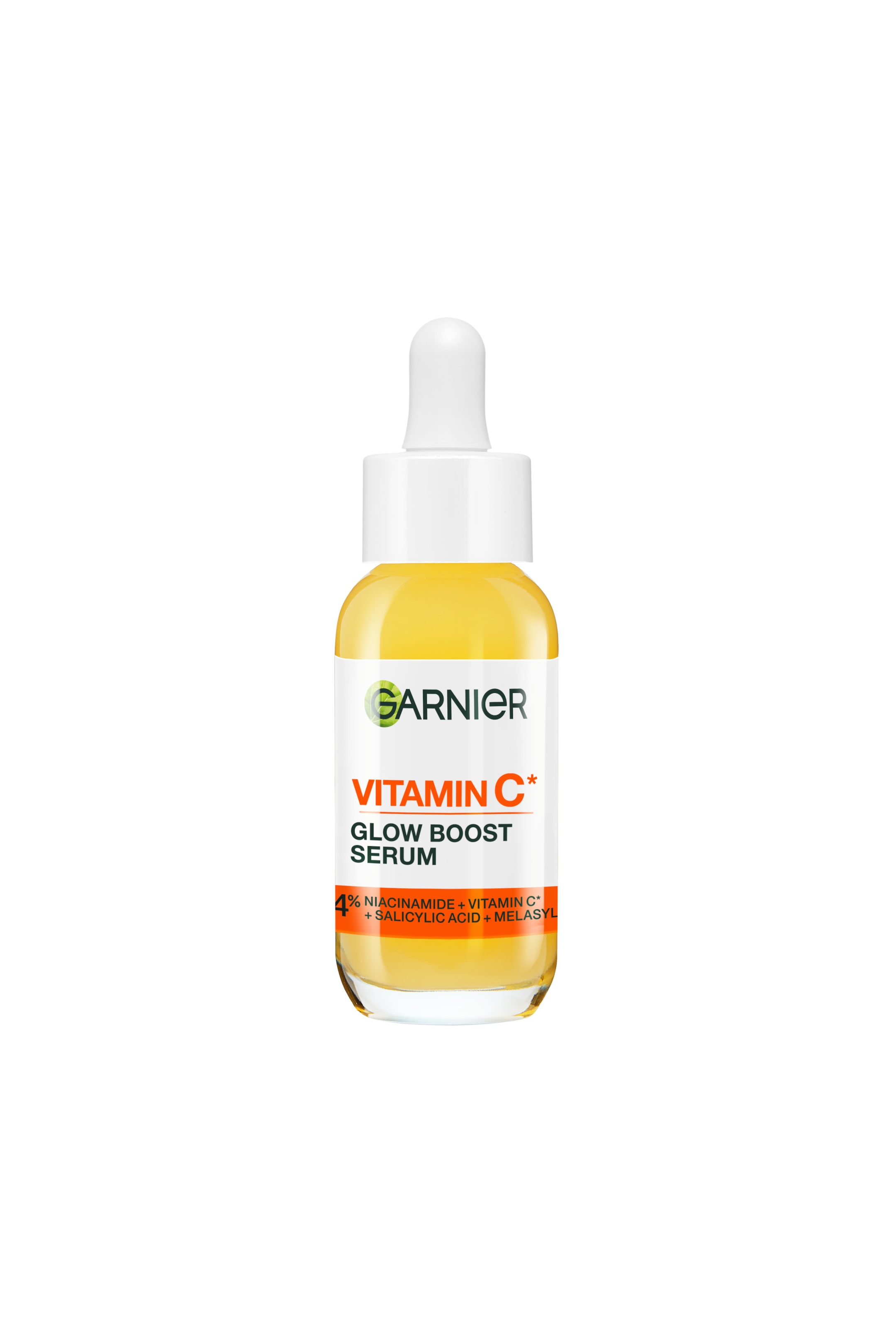 Visa större bild: En flaska Garnier Vitamin C Glow Boost Serum står upprätt och visar en klar glasbehållare fylld med en gul vätska och försedd med en vit droppkork. Den framåtvända vita etiketten visar varumärket "Garnier" och "VITAMIN C* GLOW BOOST SERUM" i fet stil, med ett orange band längst ner som beskriver viktiga ingredienser som niacinamid och salicylsyra.