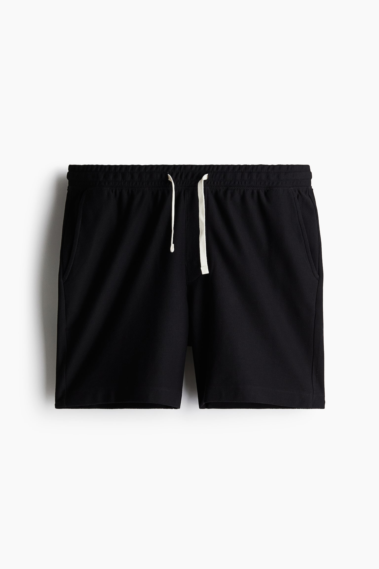 Regular Fit Piqué Shorts - Black/Light beige - 2