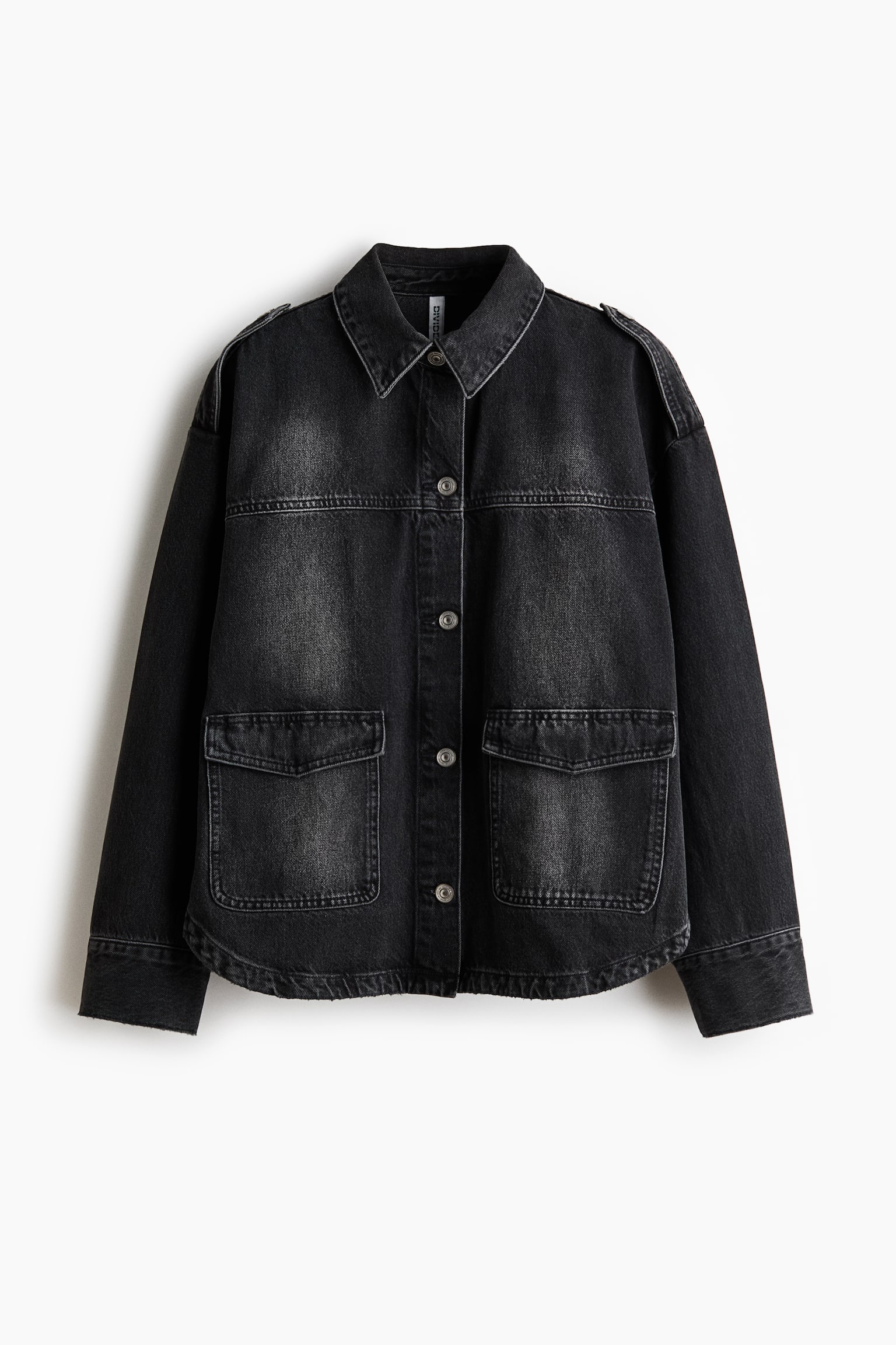Женская рубашка H&M Oversized Denim Overshirt, цвет: Джинсовый чёрный — фото 1