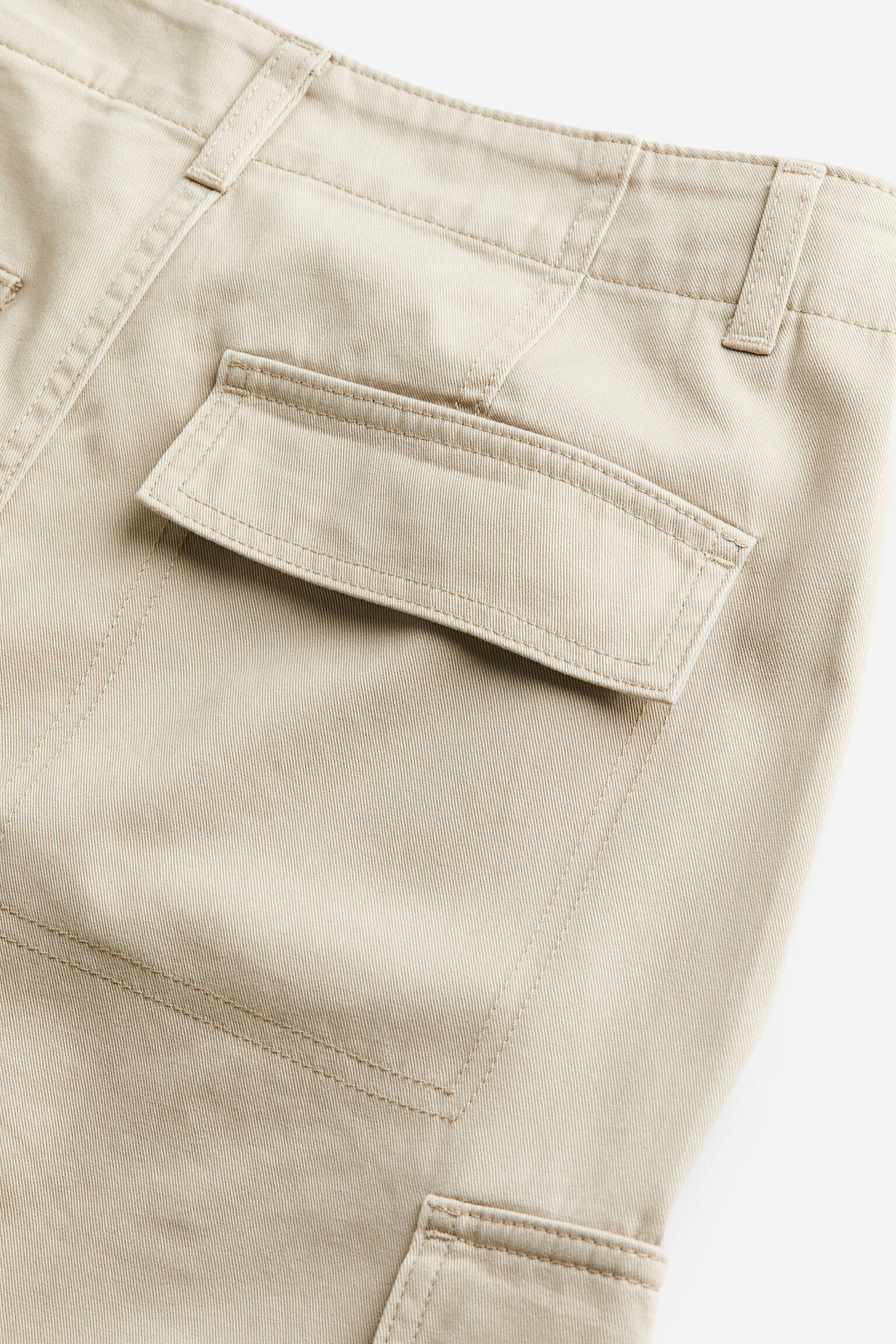 Quần dài túi hộp - Màu be nhạt - 2