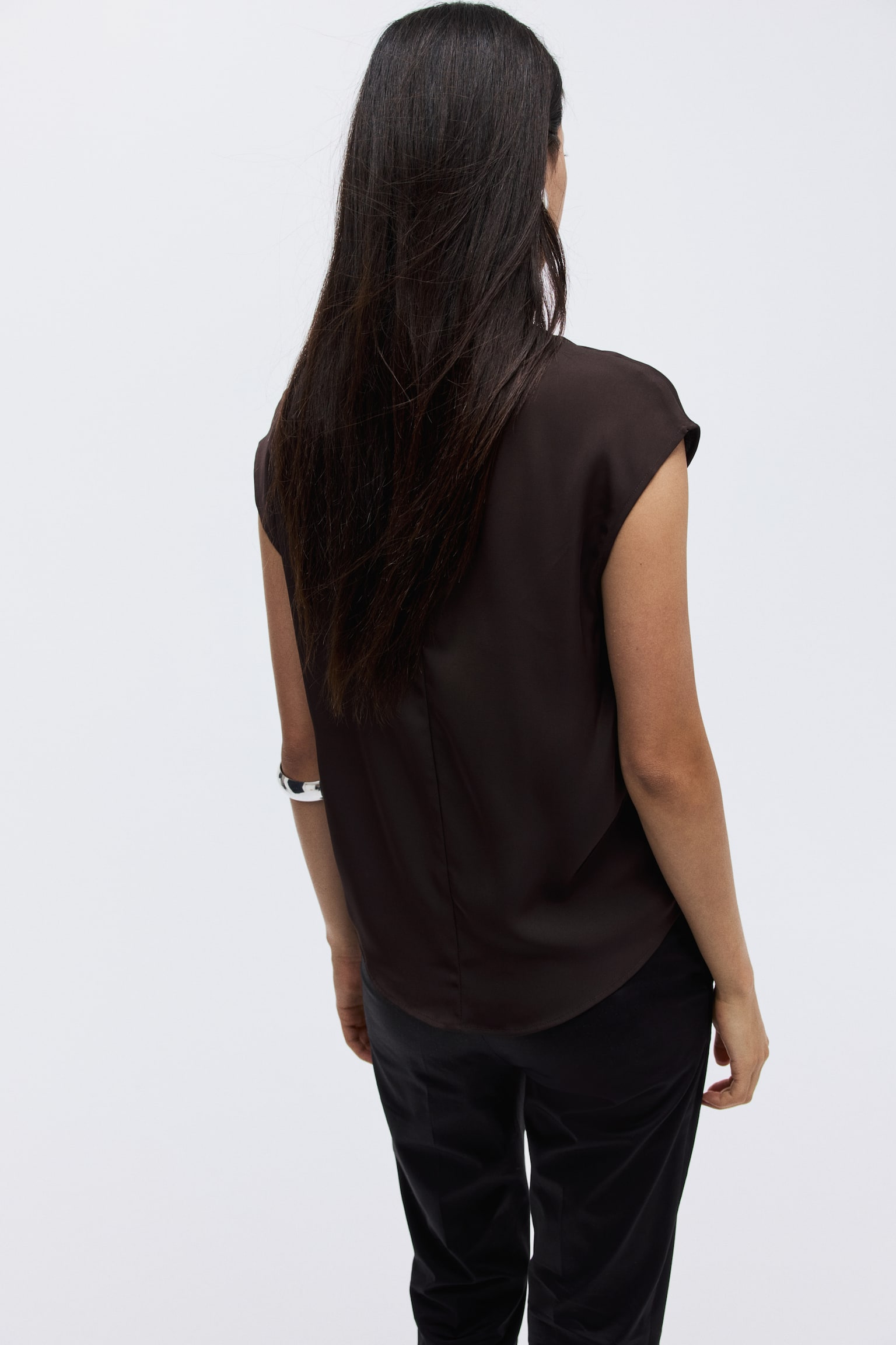 Áo kiểu tay hến - Màu nâu đậm/Màu kem - 3