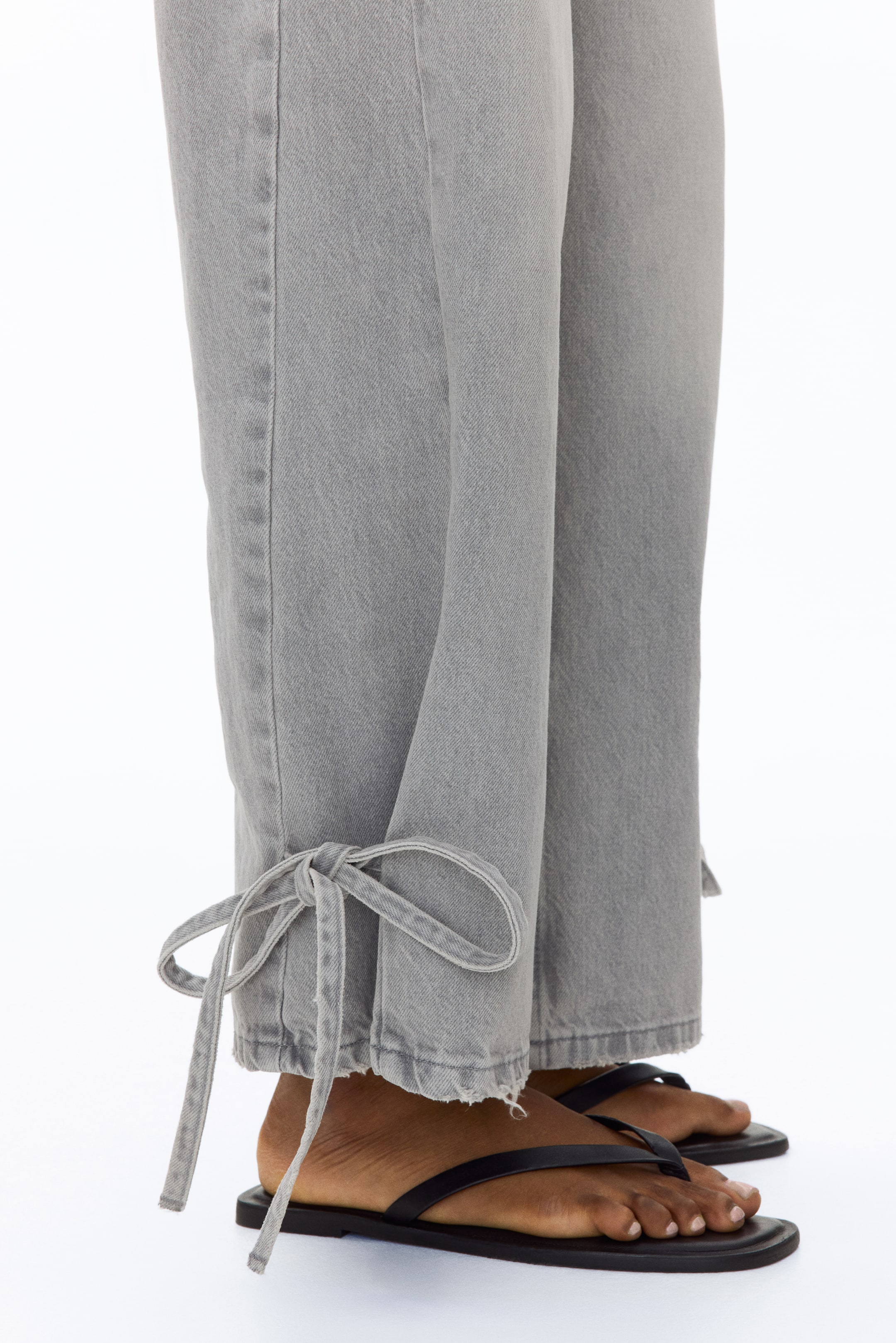 High-Waist Barrel-Leg Ankle Jeans