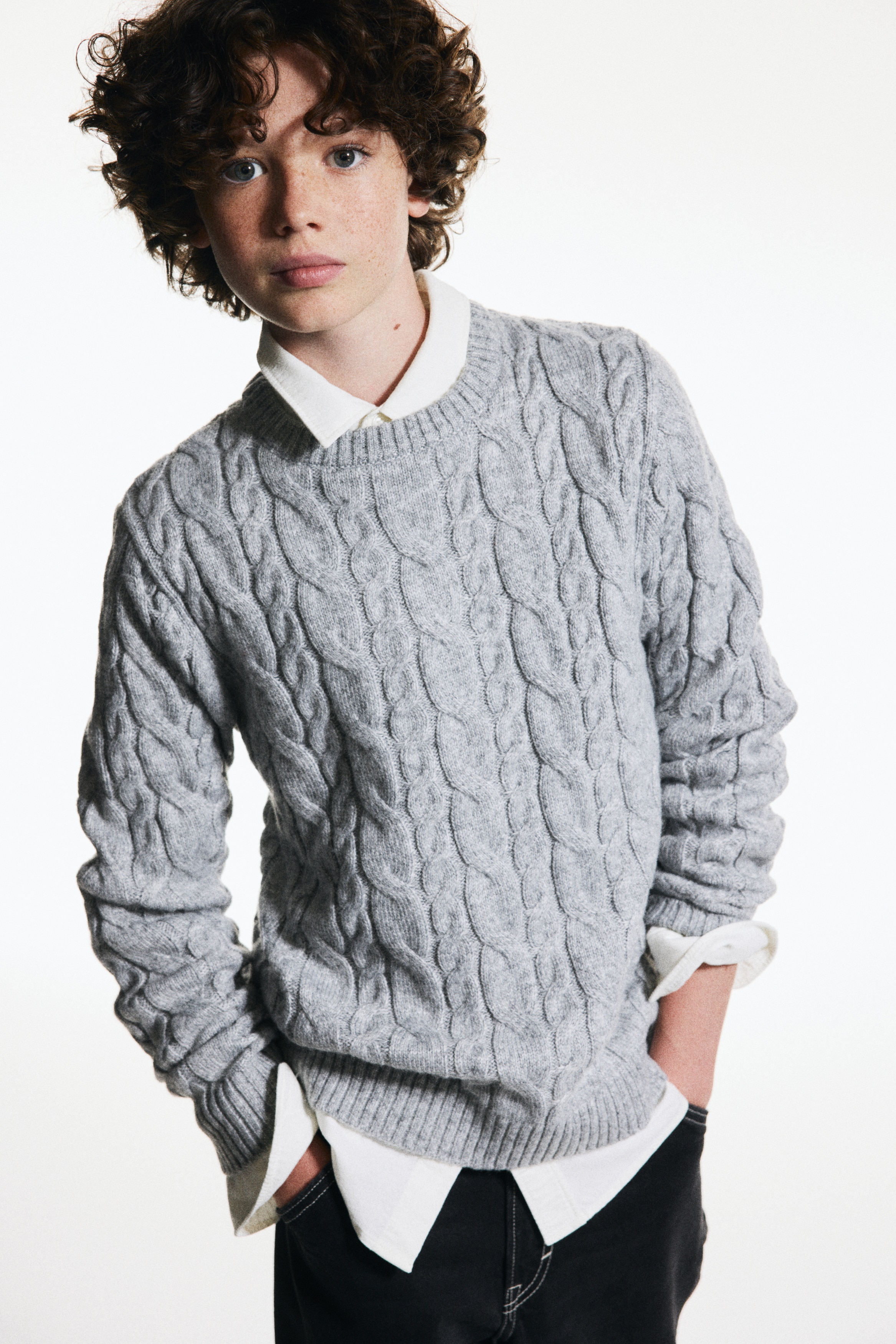 H & M - ケーブルニットセーター - グレー