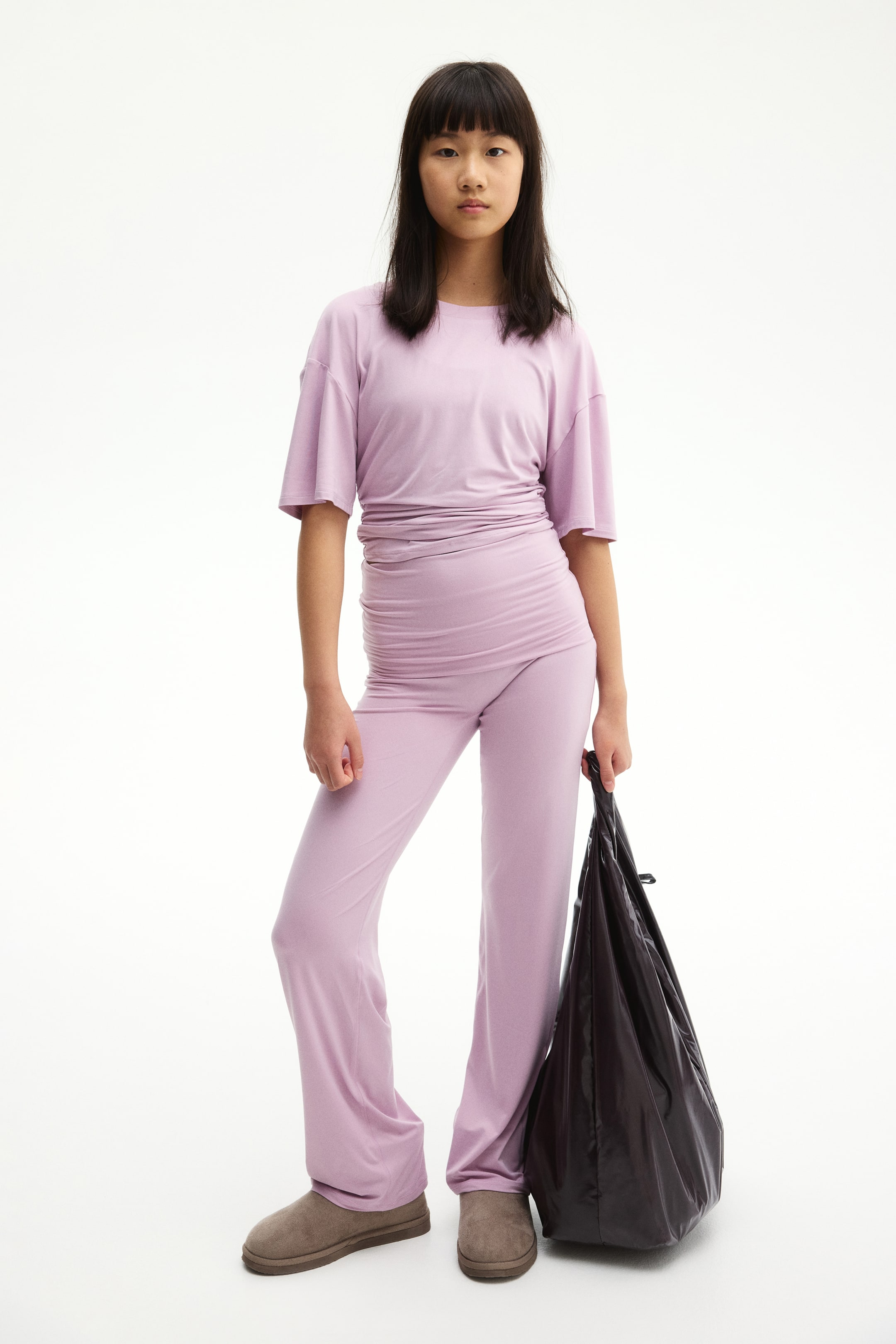 Ampliar la imagen: Leggings de yoga acampanados con SoftMove™ - Light pink - Kids | H&M MX 2