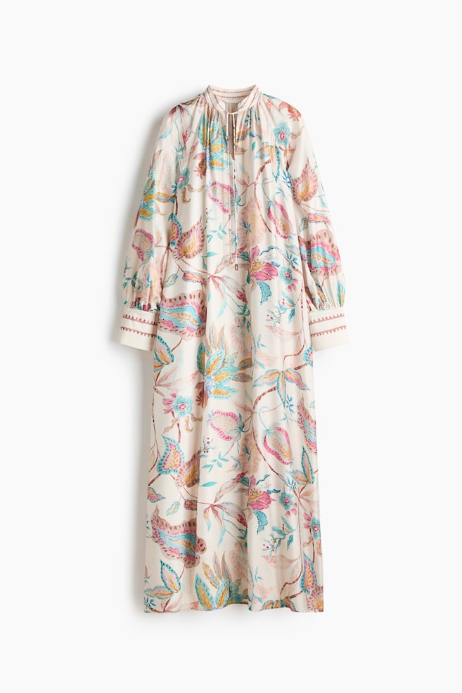 Jurk - Loose Fit - Lichtbeige/bloemen/Roomwit/zwart dessin - 1