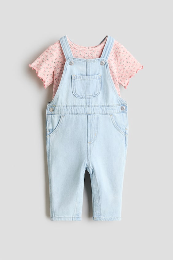 Детские джинсы H&M 2-Piece Overall and Shirt Set